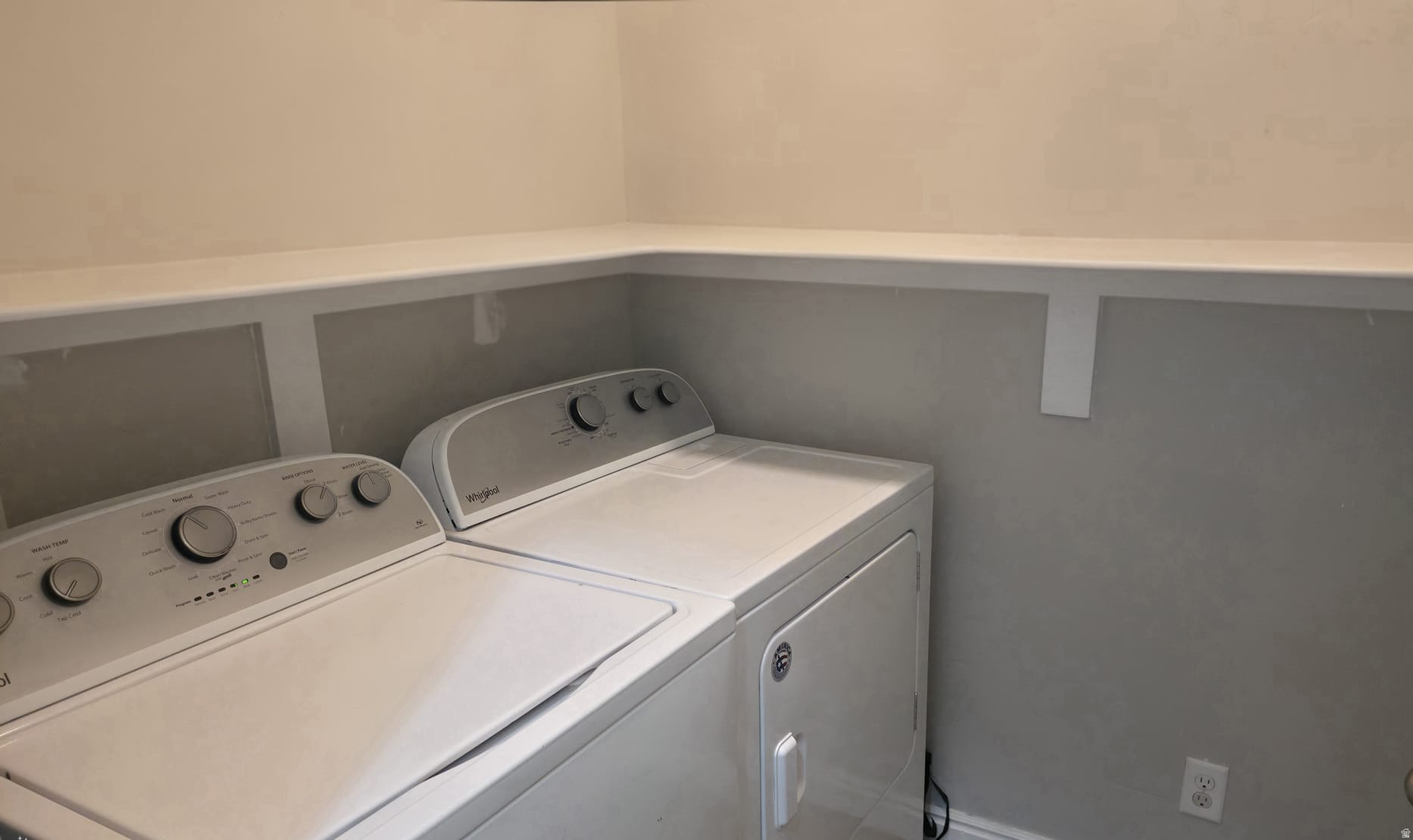 main property photo 14