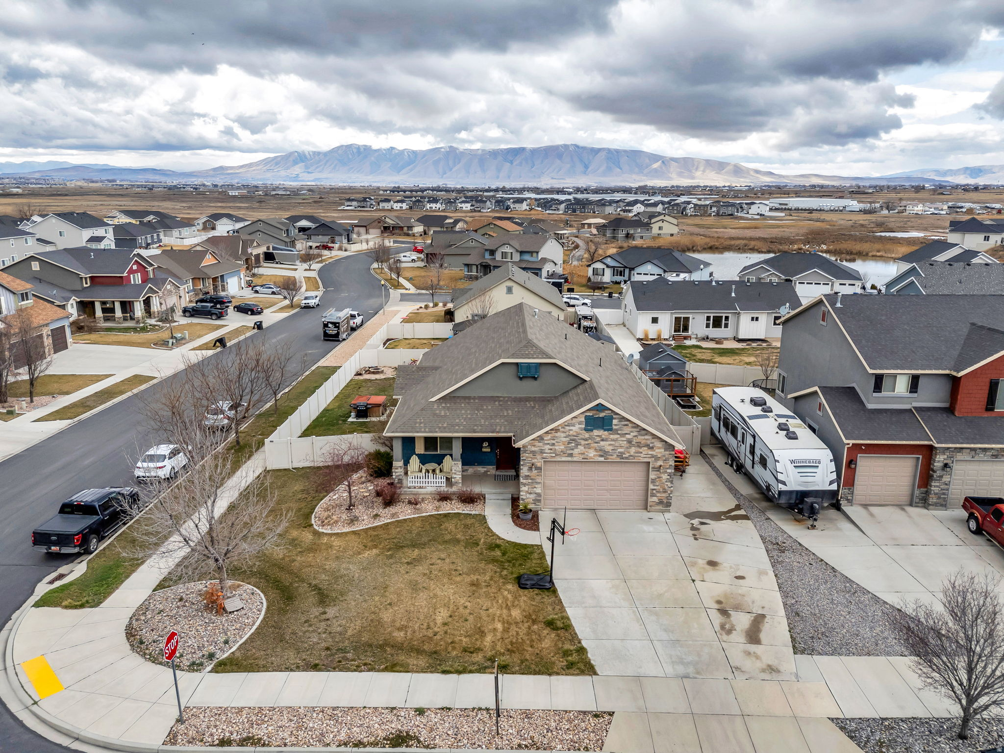 main property photo 45
