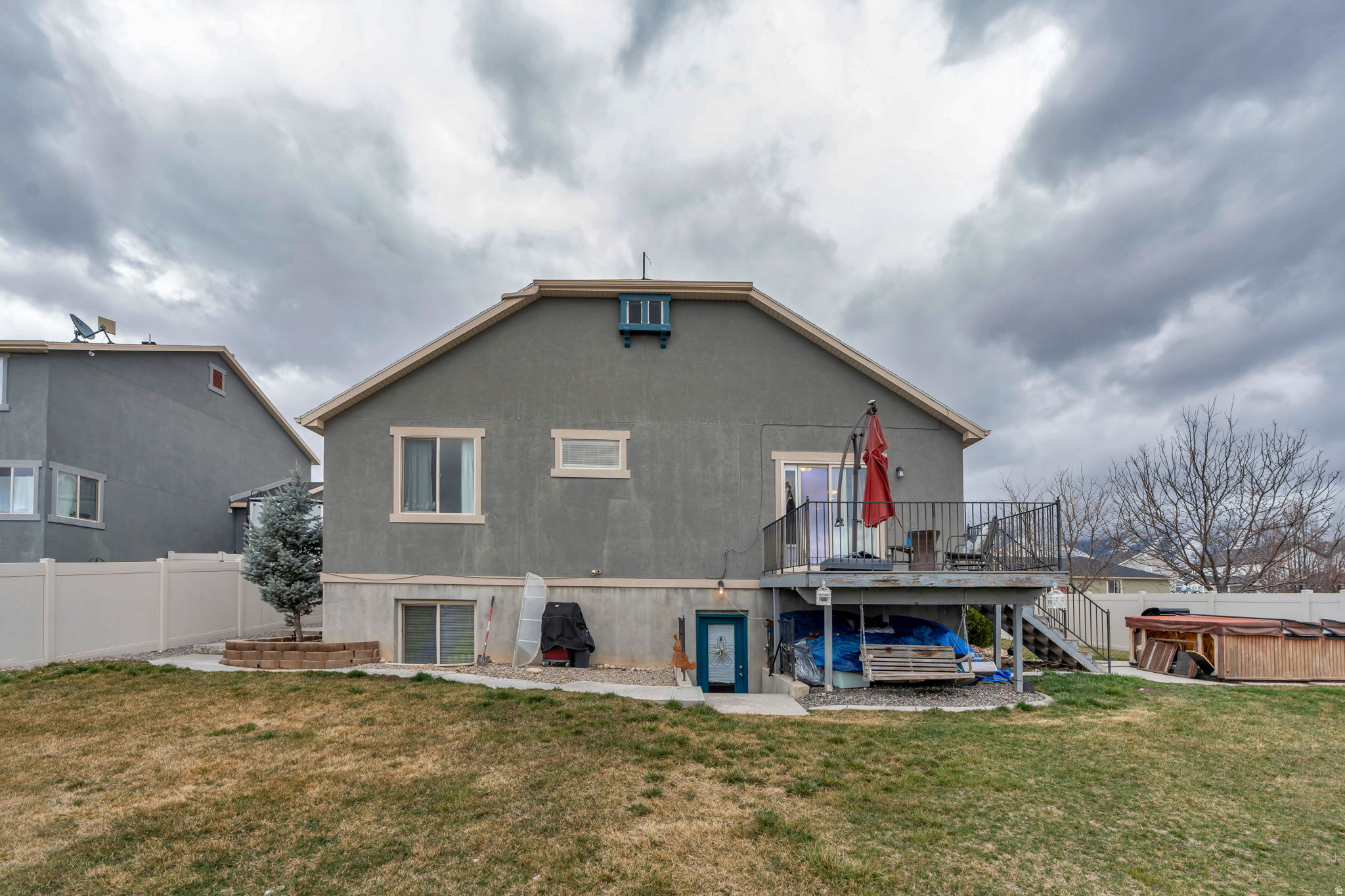 main property photo 48