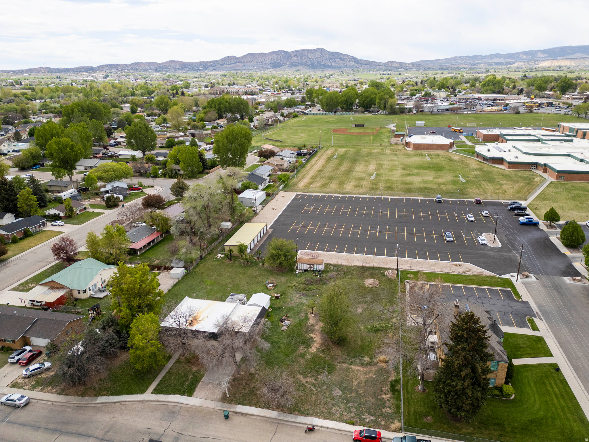main property photo 3