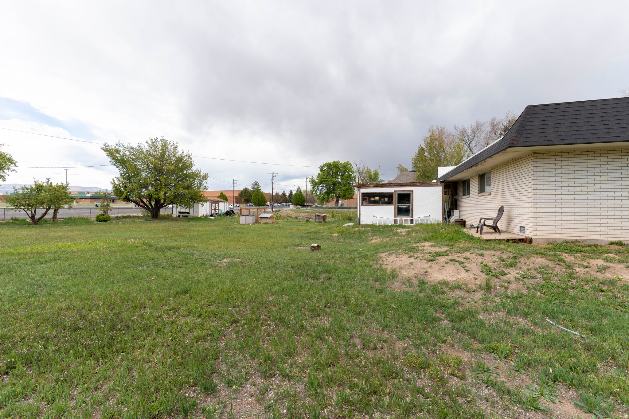 main property photo 37