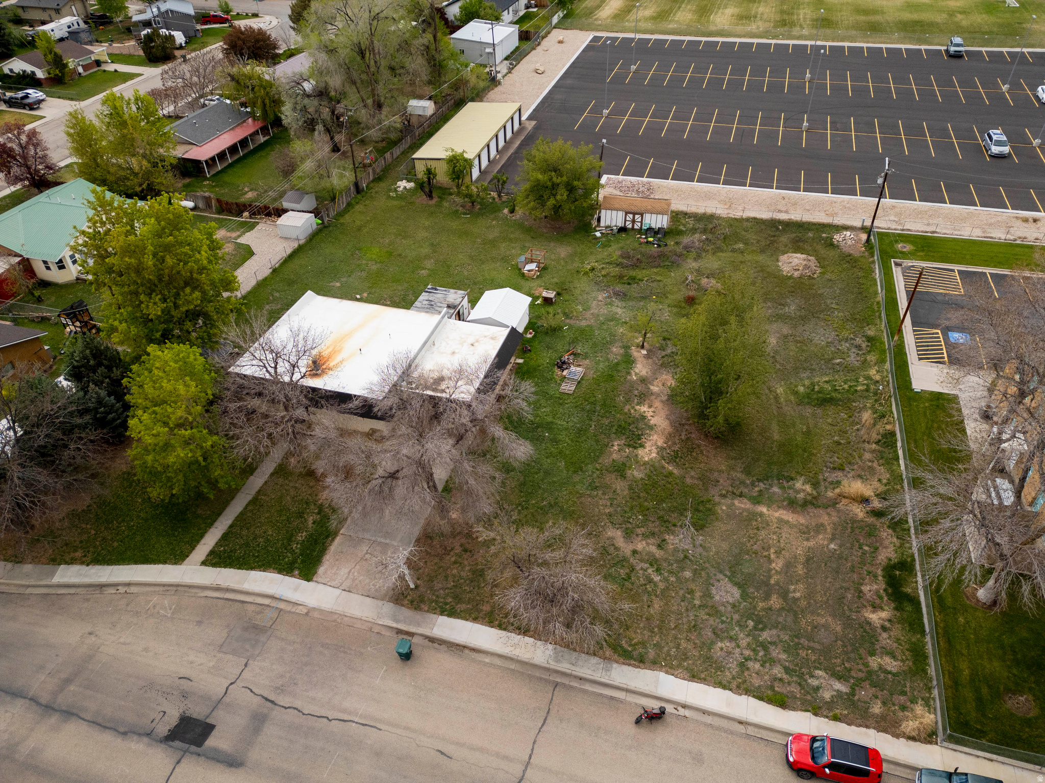 main property photo 45
