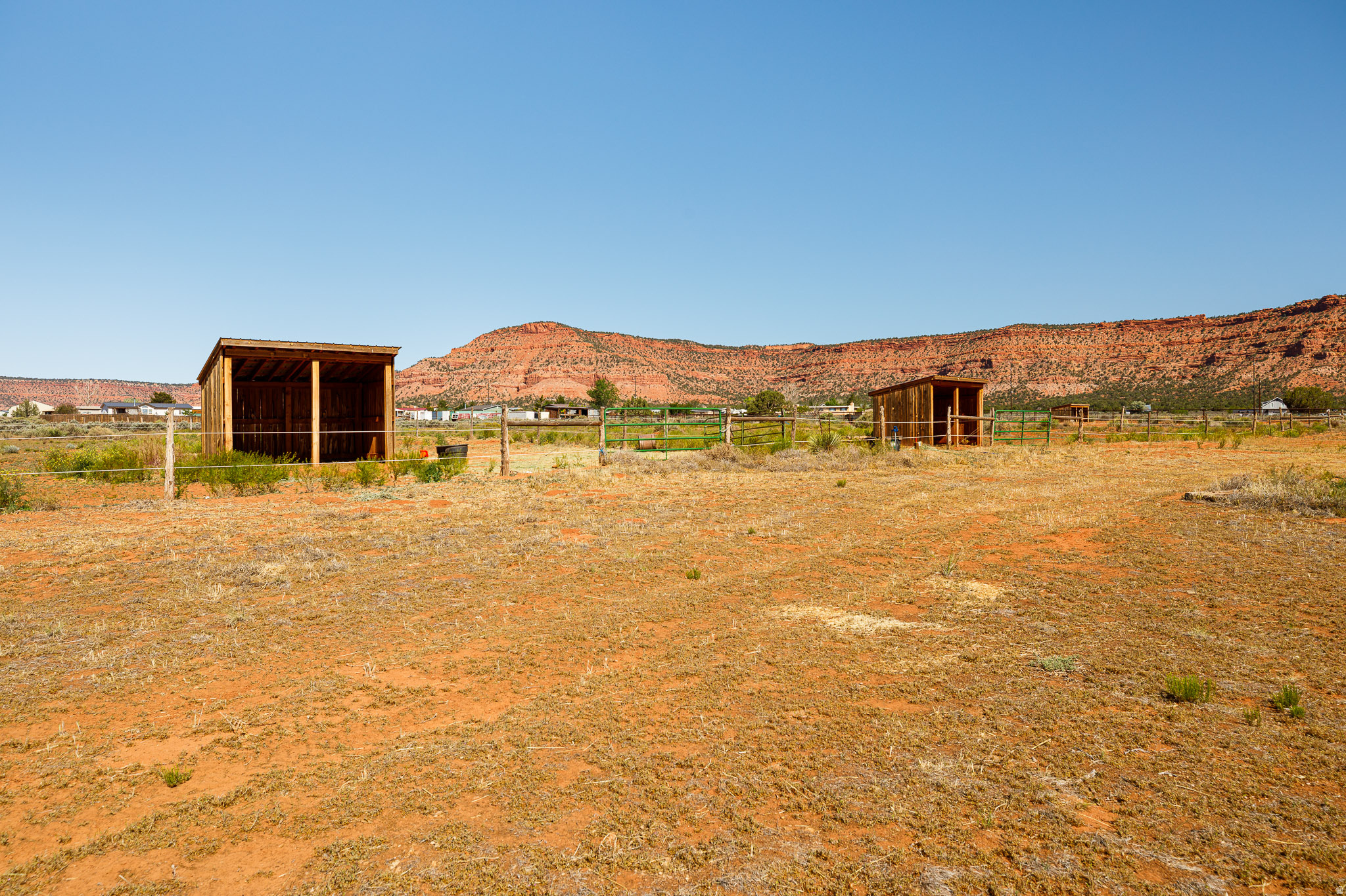 main property photo 30