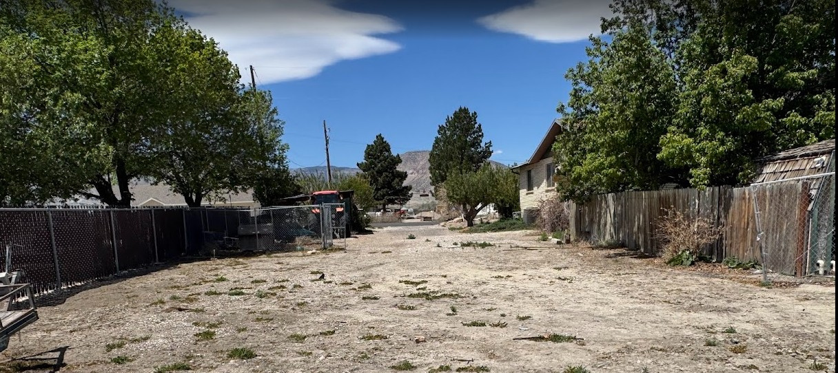 main property photo 35