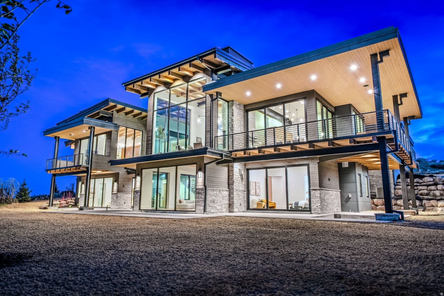 main property photo 72