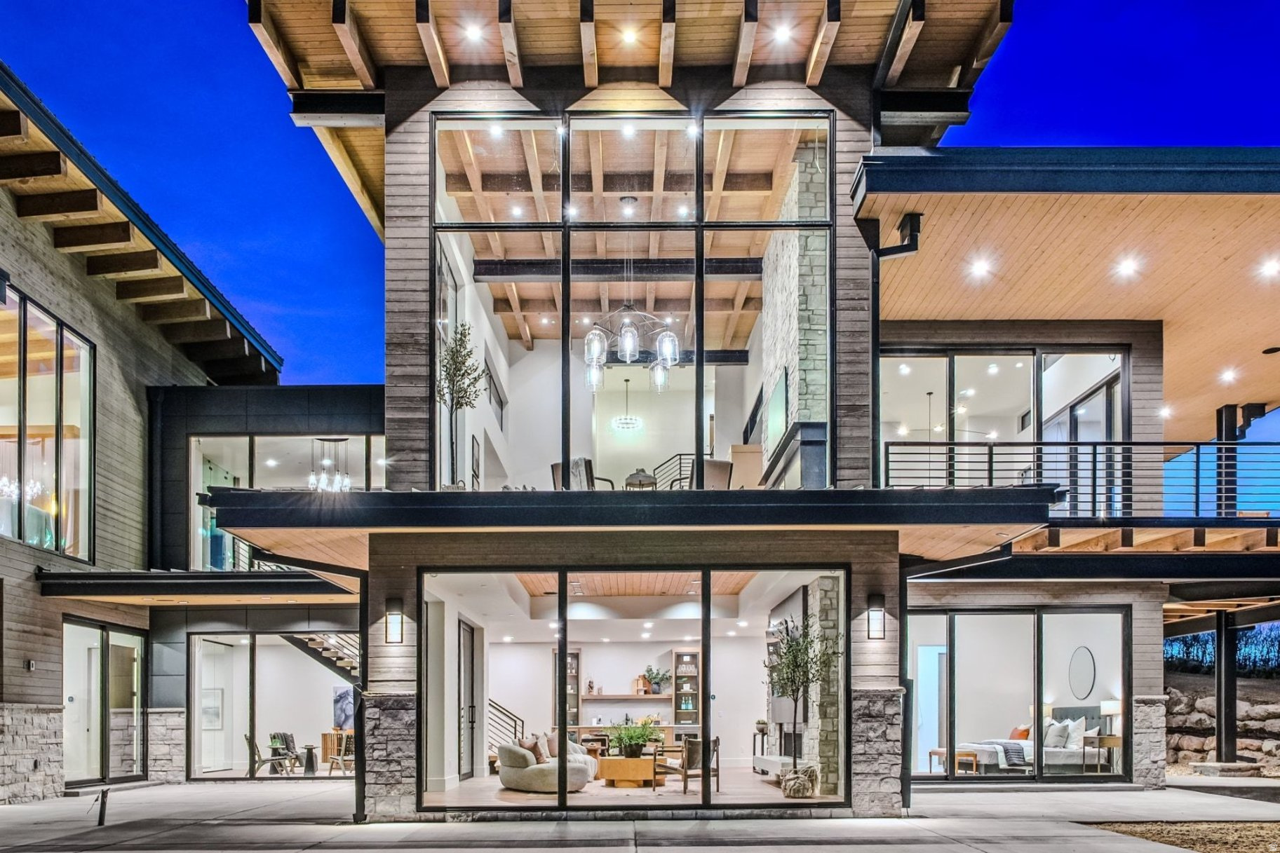 main property photo 73