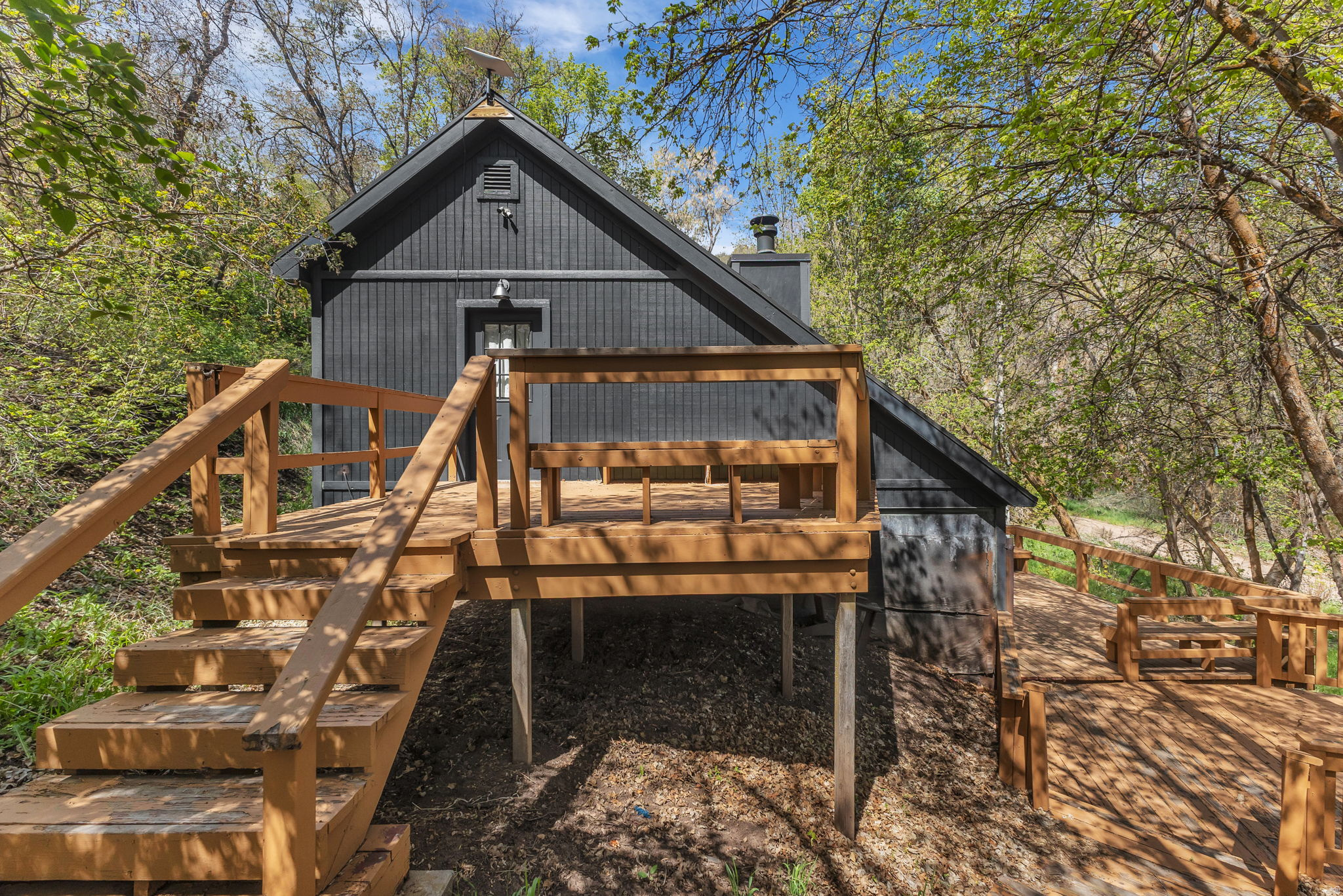 main property photo 27