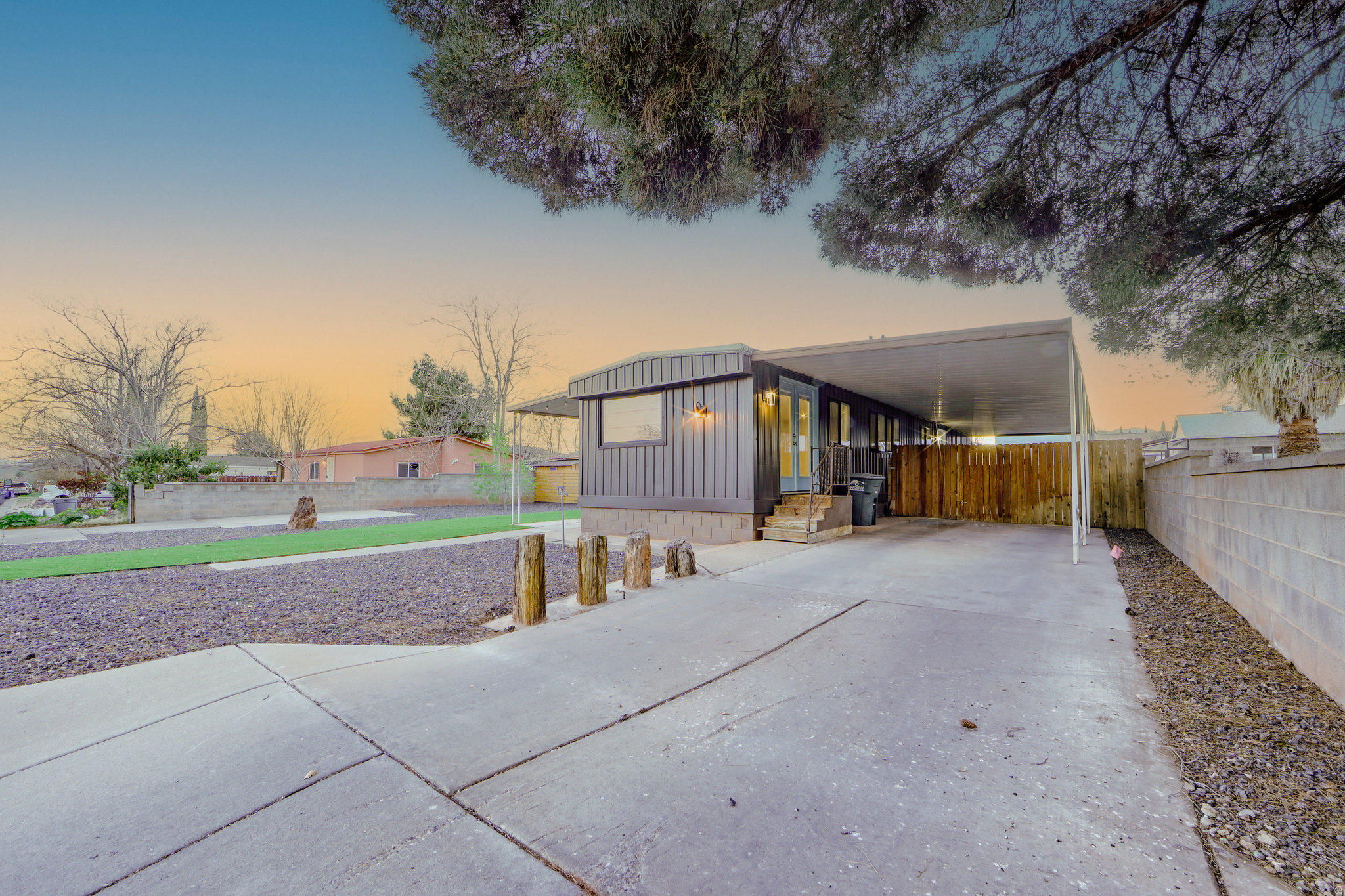 main property photo 16