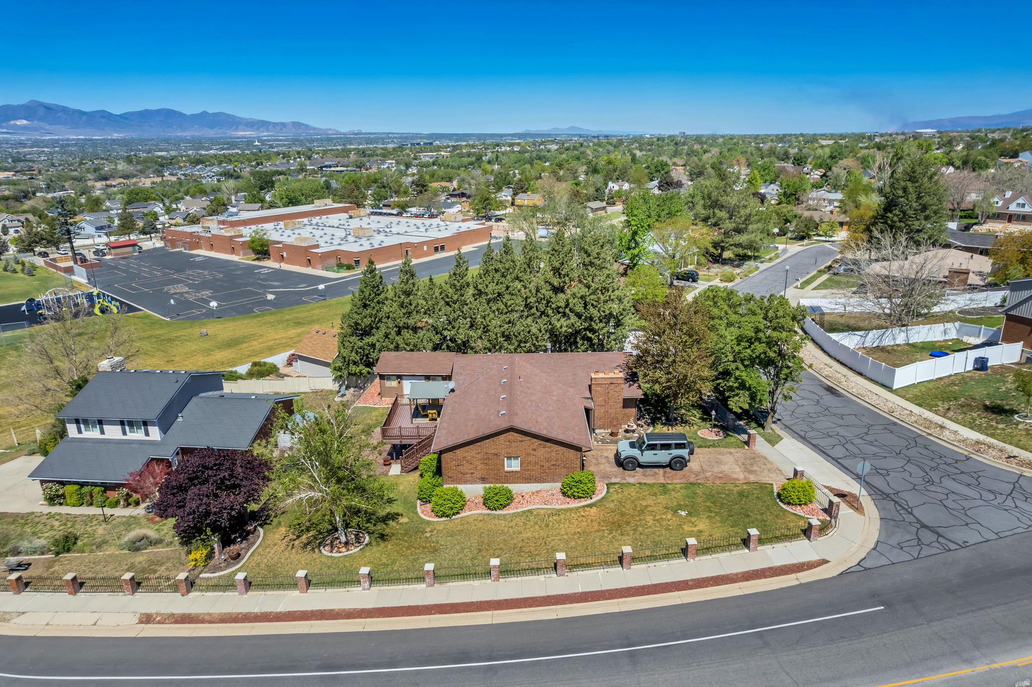main property photo 48