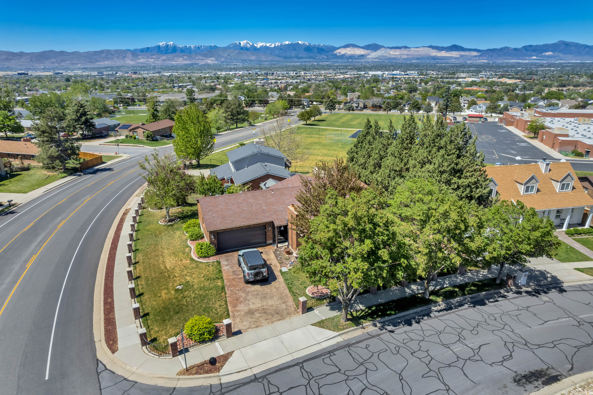 main property photo 51