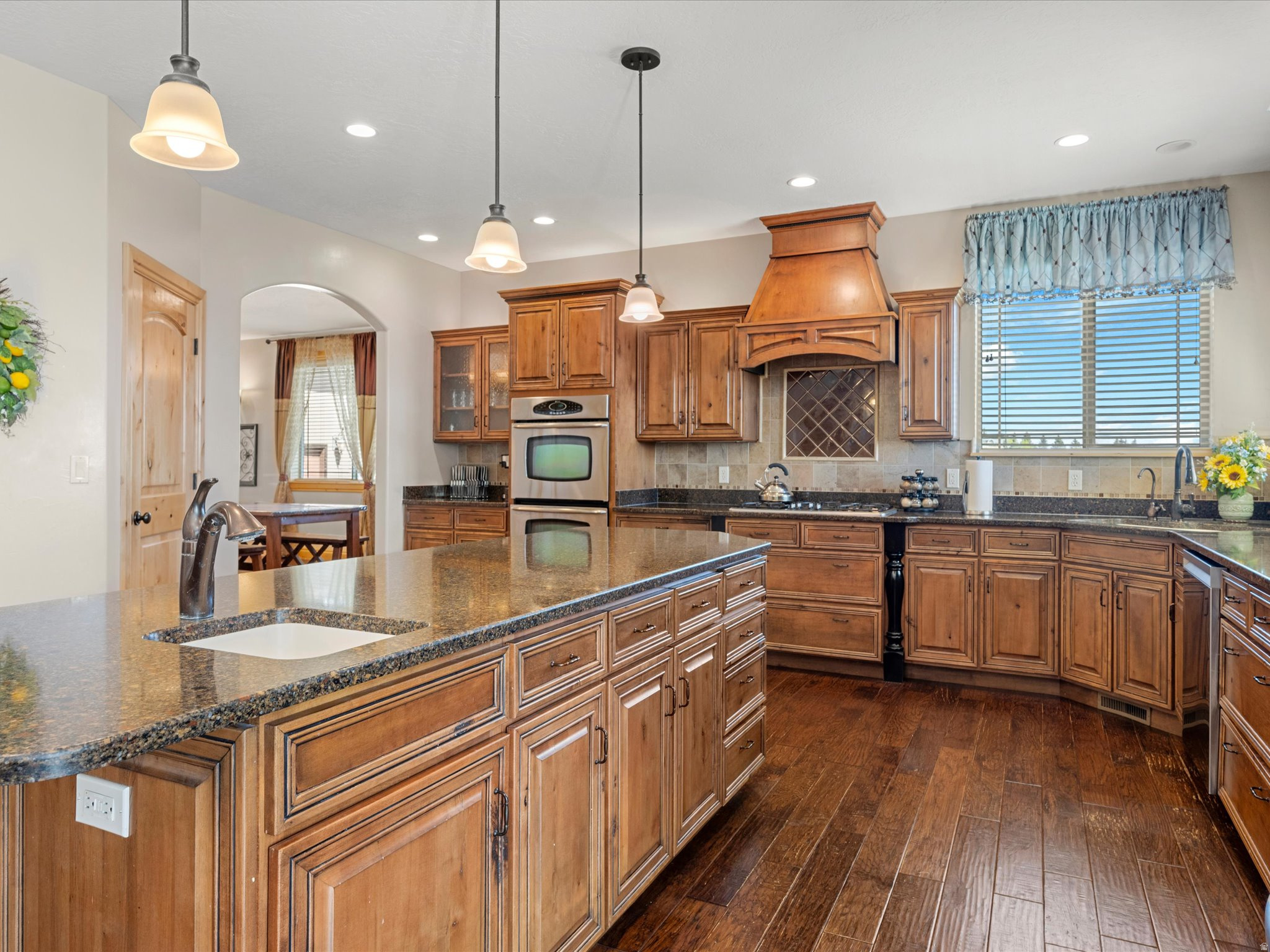 main property photo 74