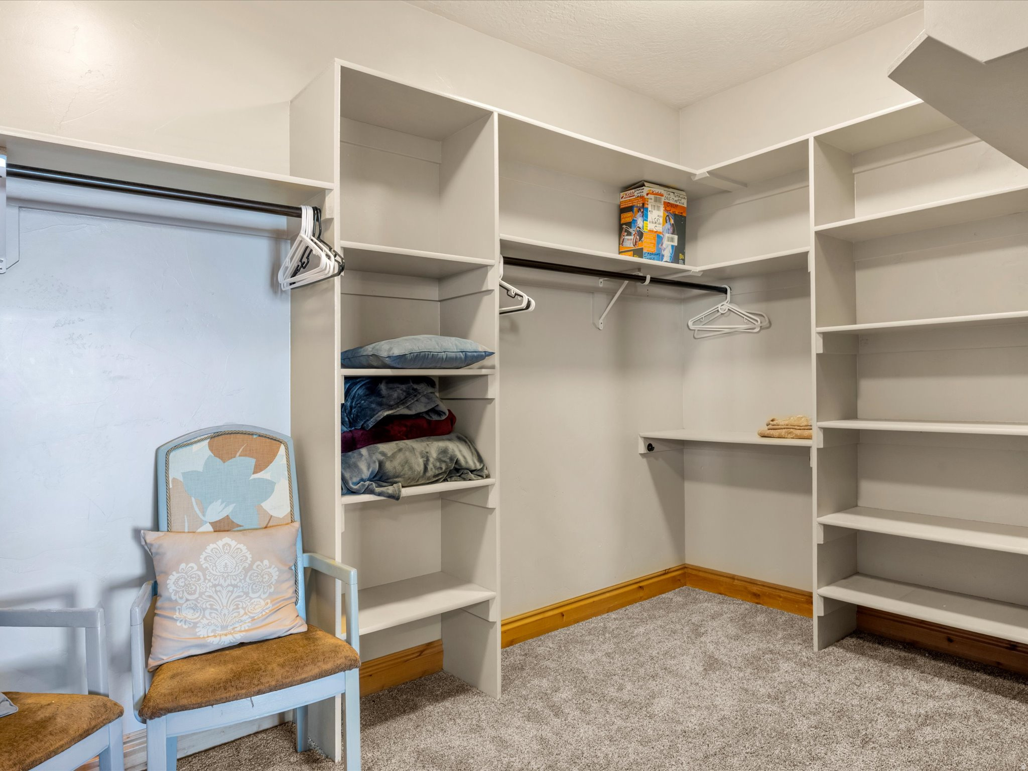 main property photo 78