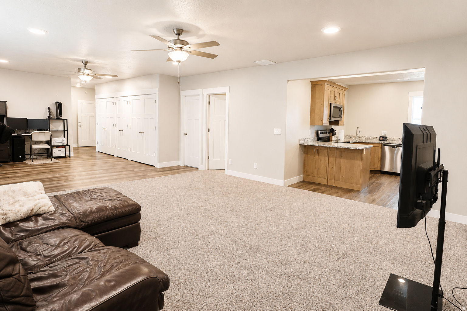 main property photo 51