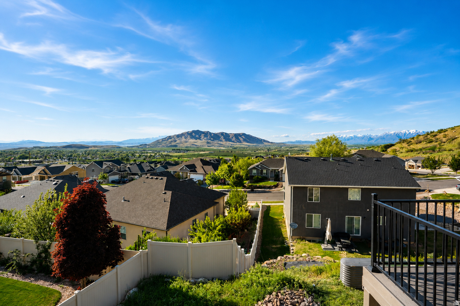 main property photo 70
