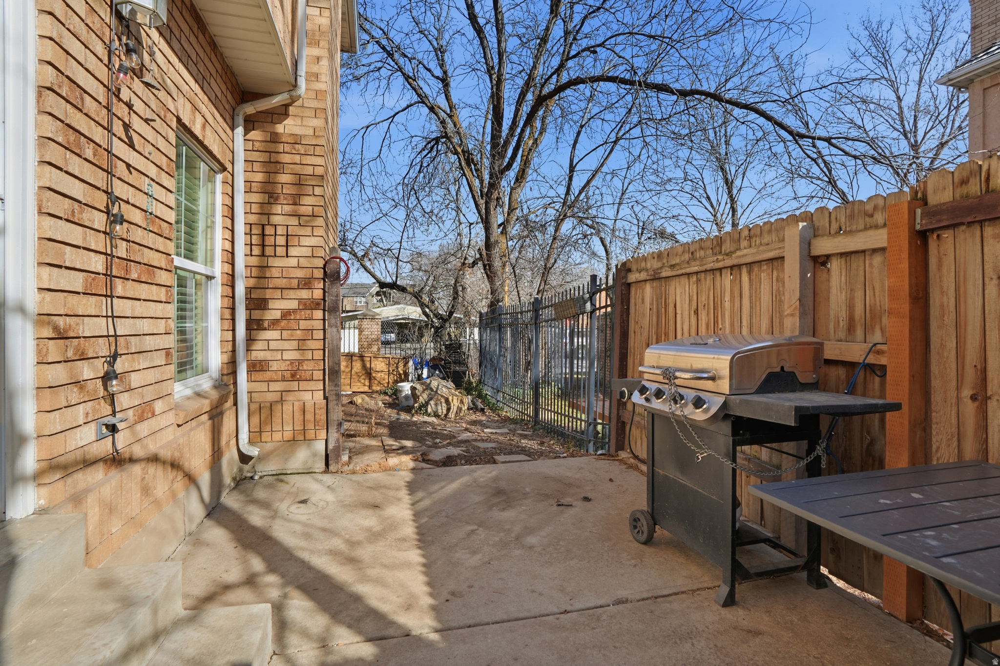 main property photo 15