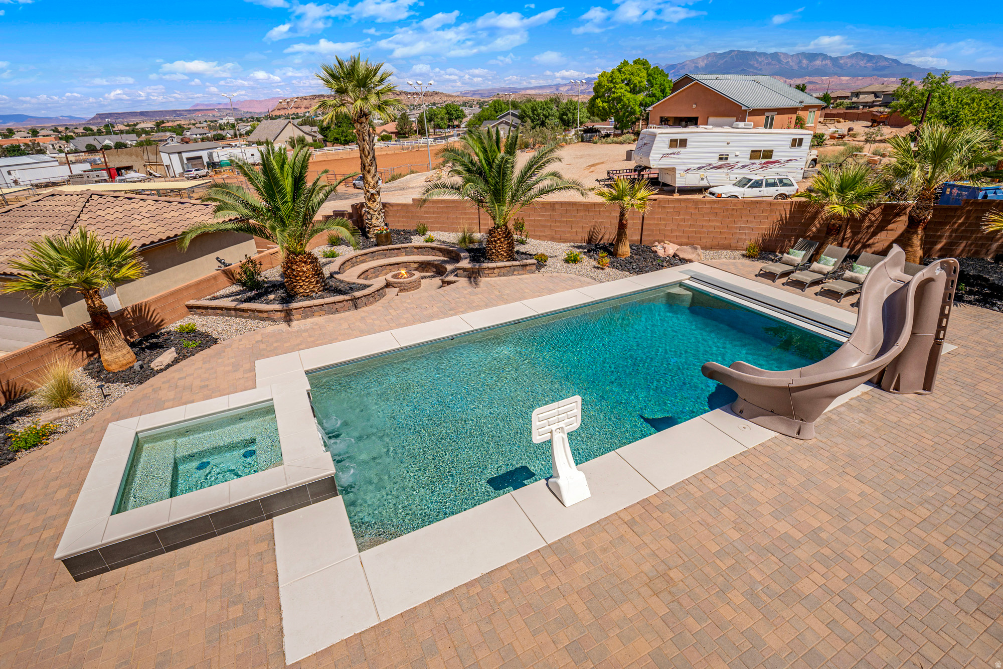 main property photo 77