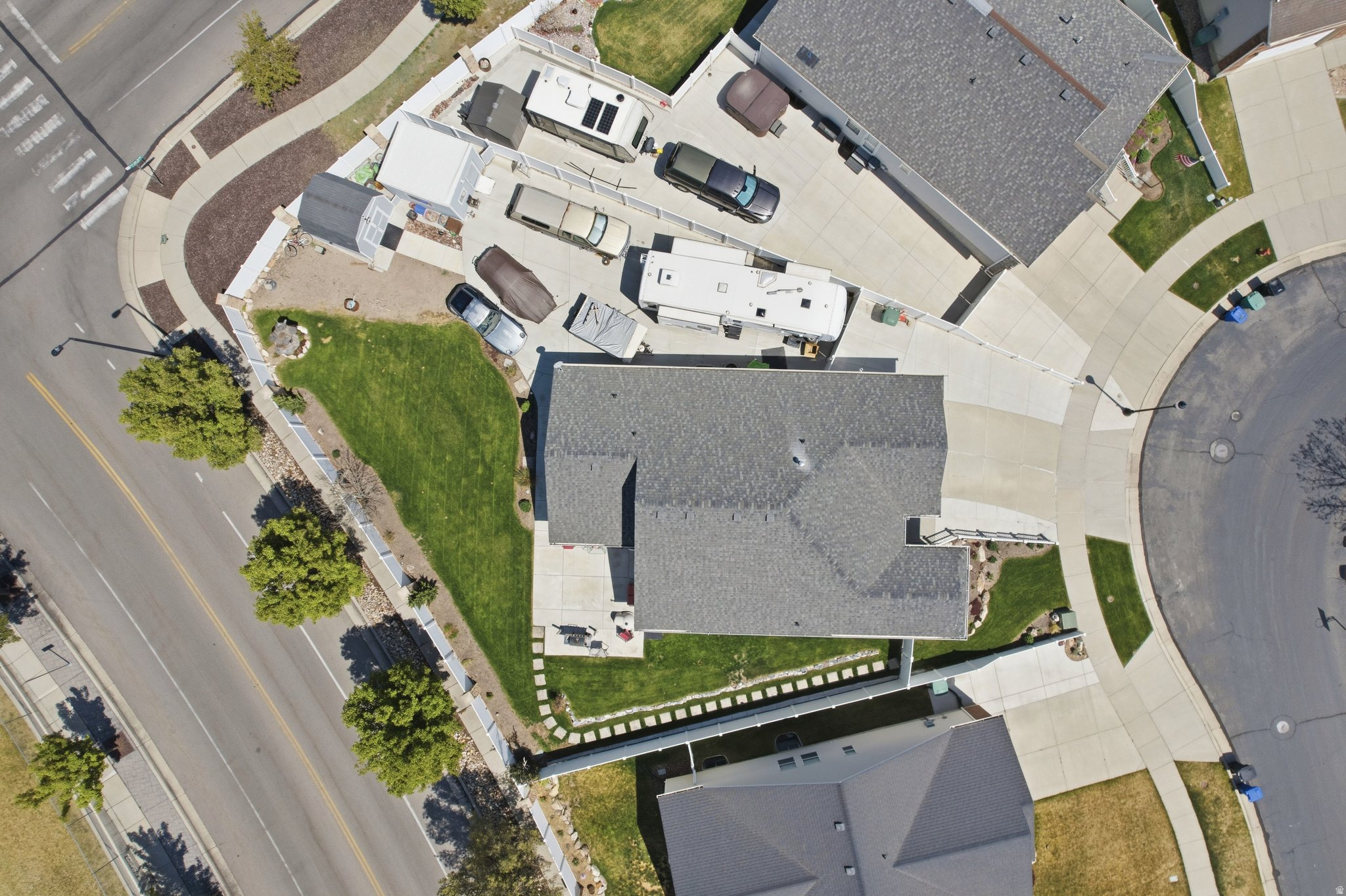 main property photo 44