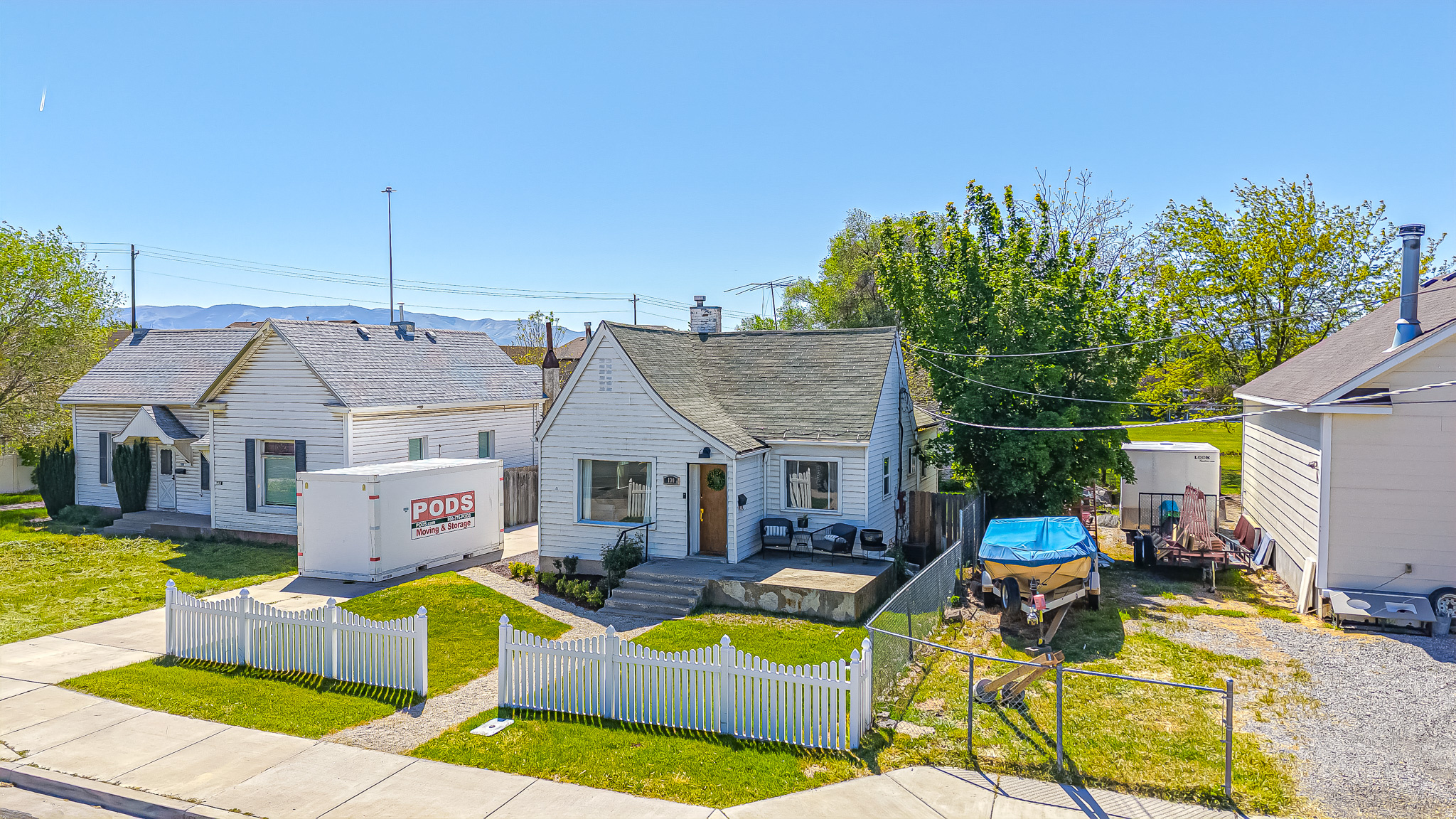 main property photo 41