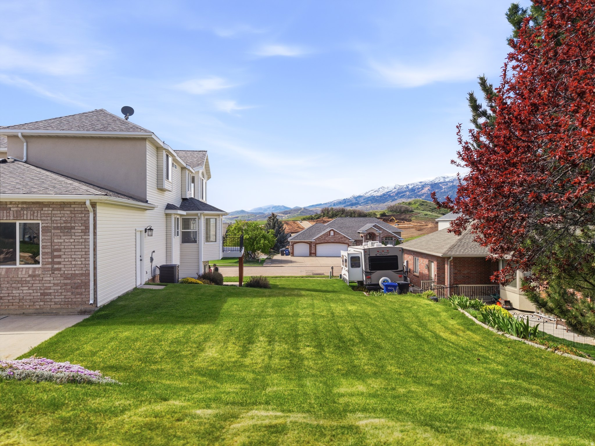 main property photo 31