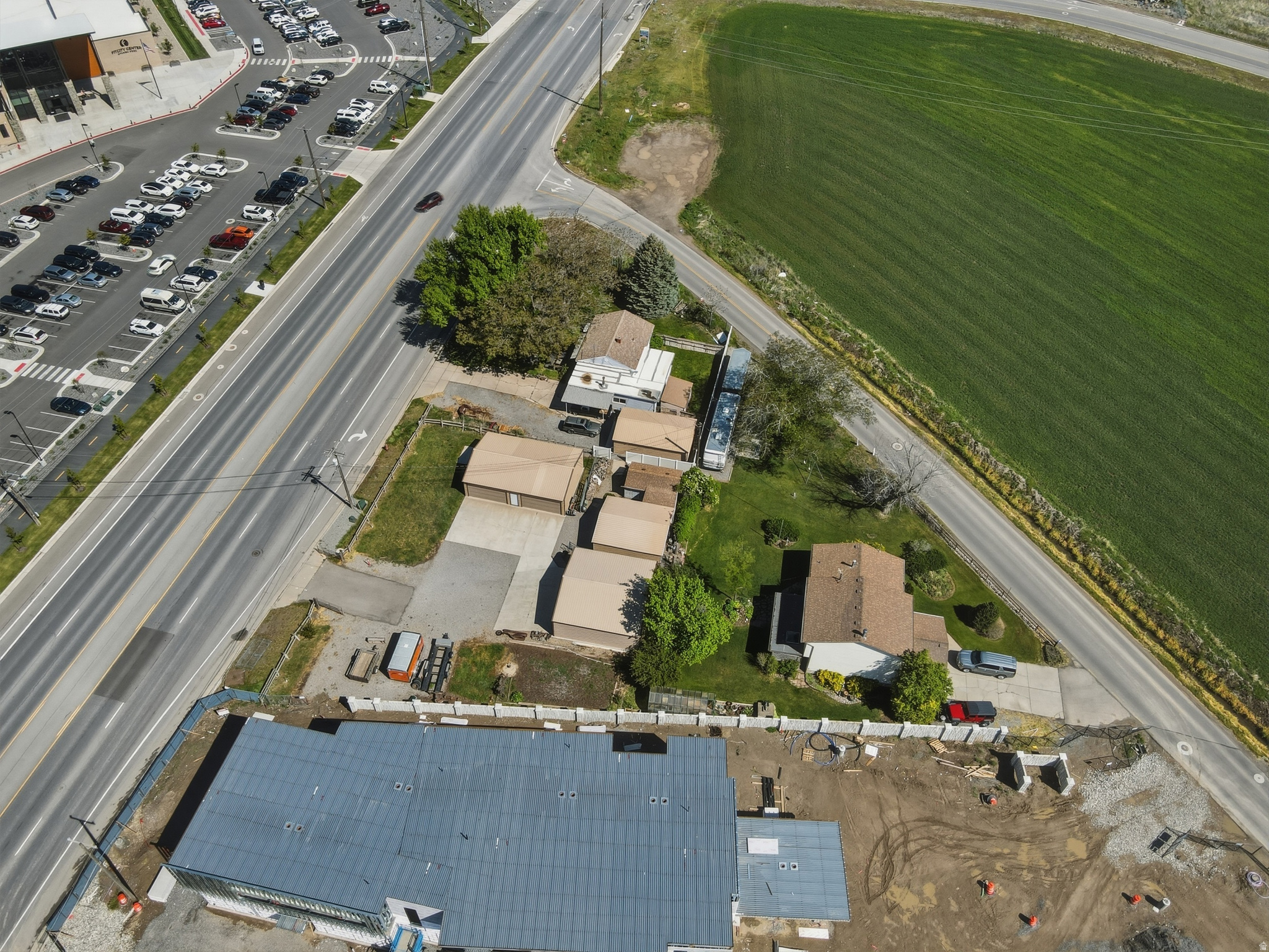 main property photo 4