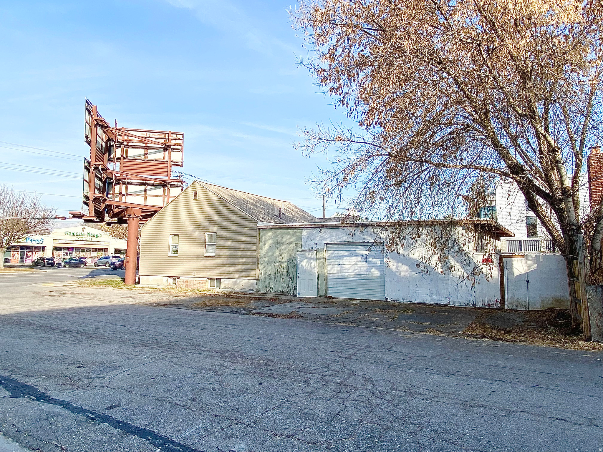 main property photo 2