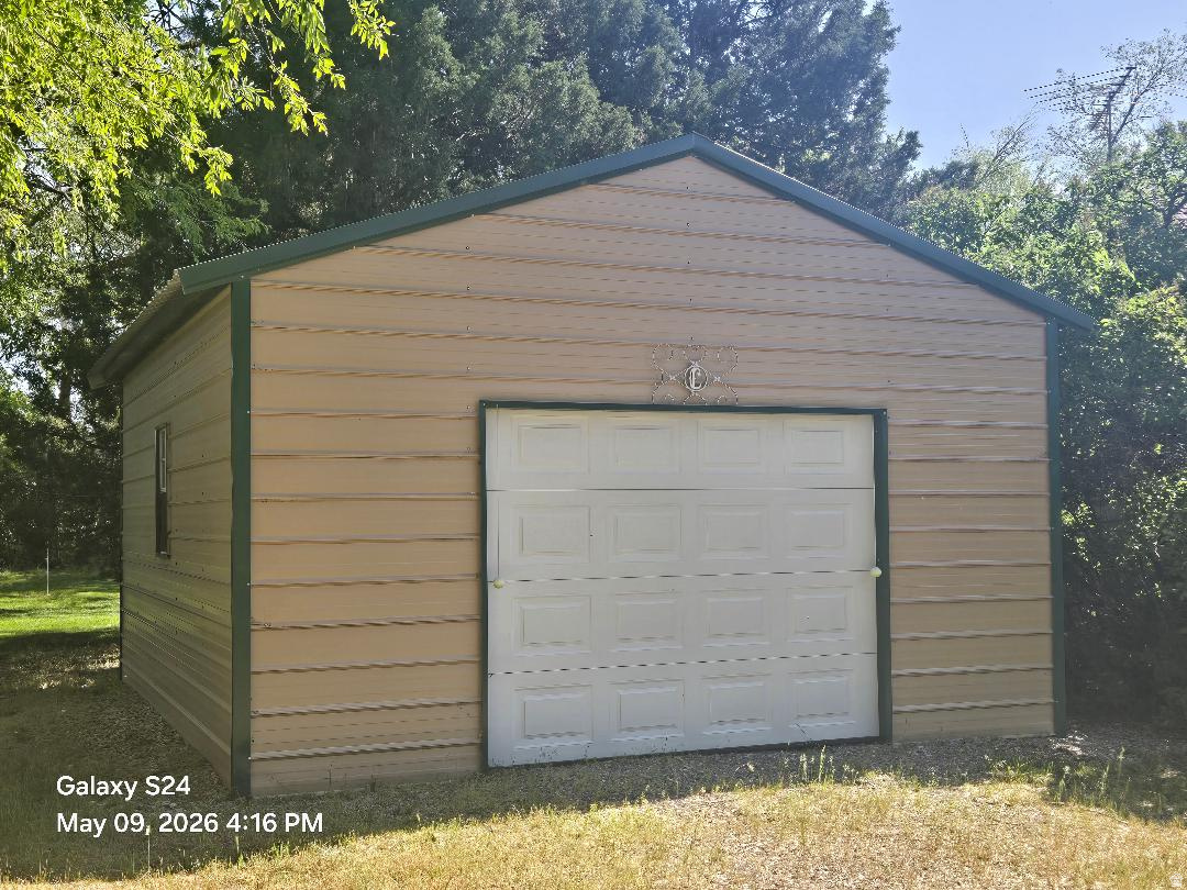 main property photo 17