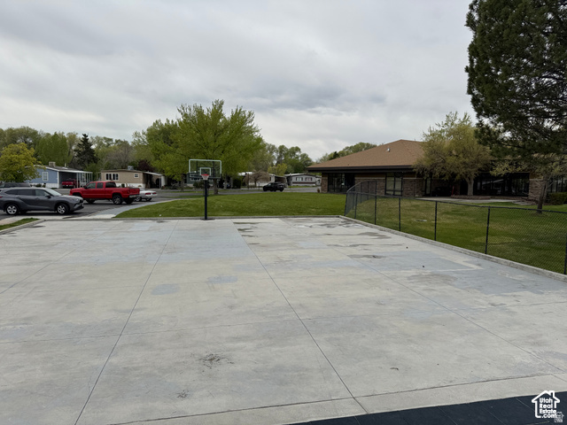 main property photo 19