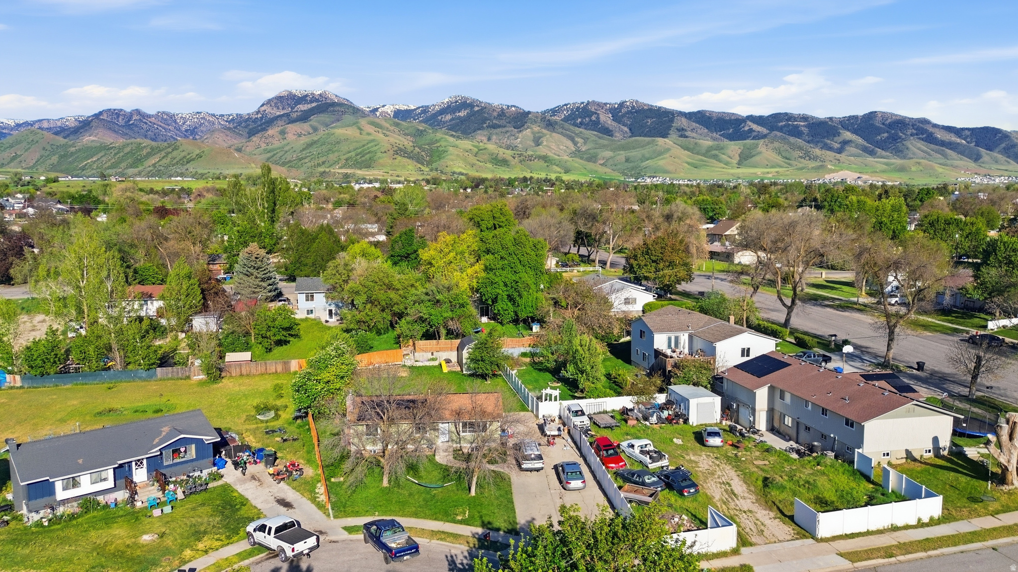main property photo 34
