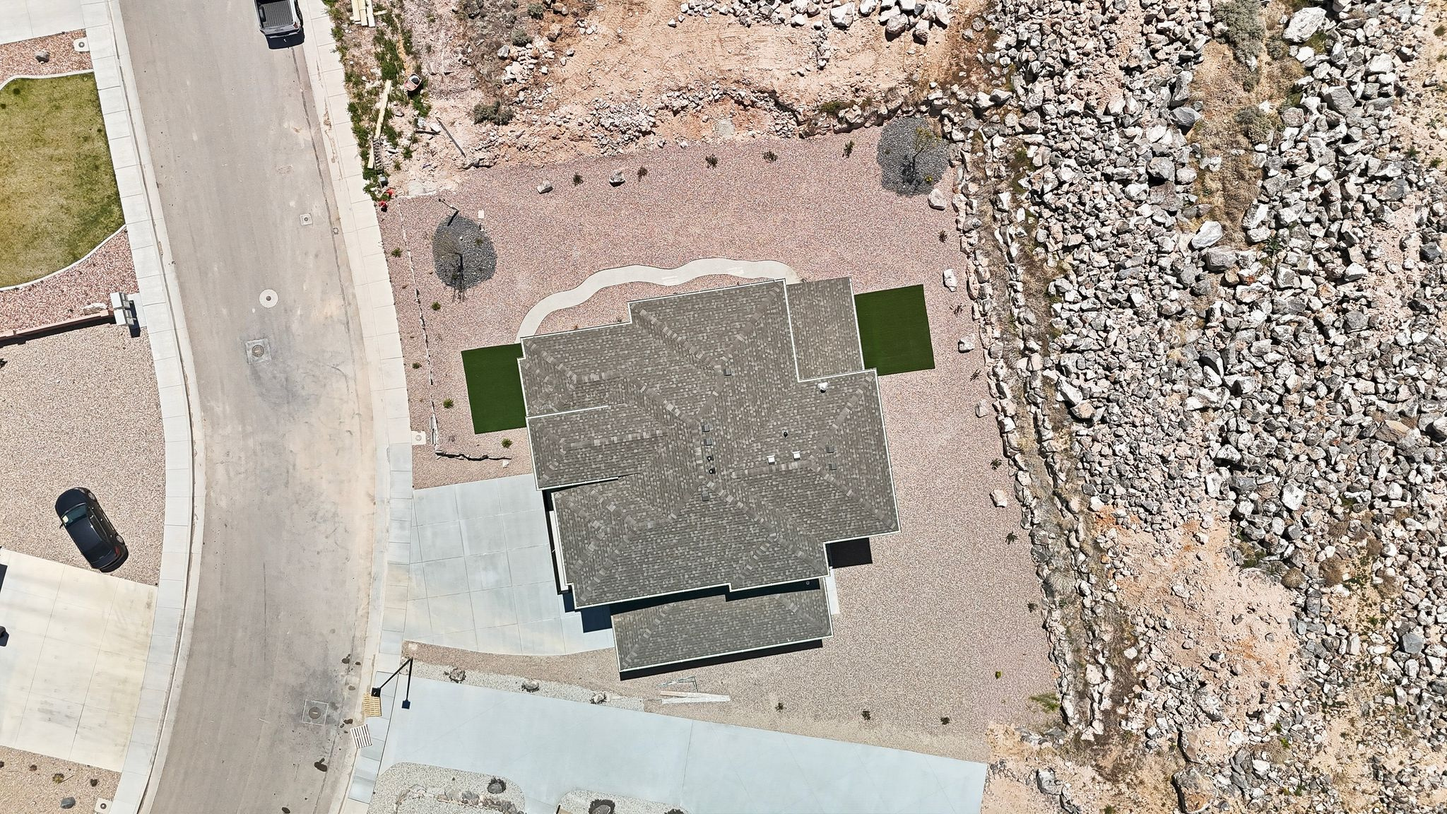 main property photo 47