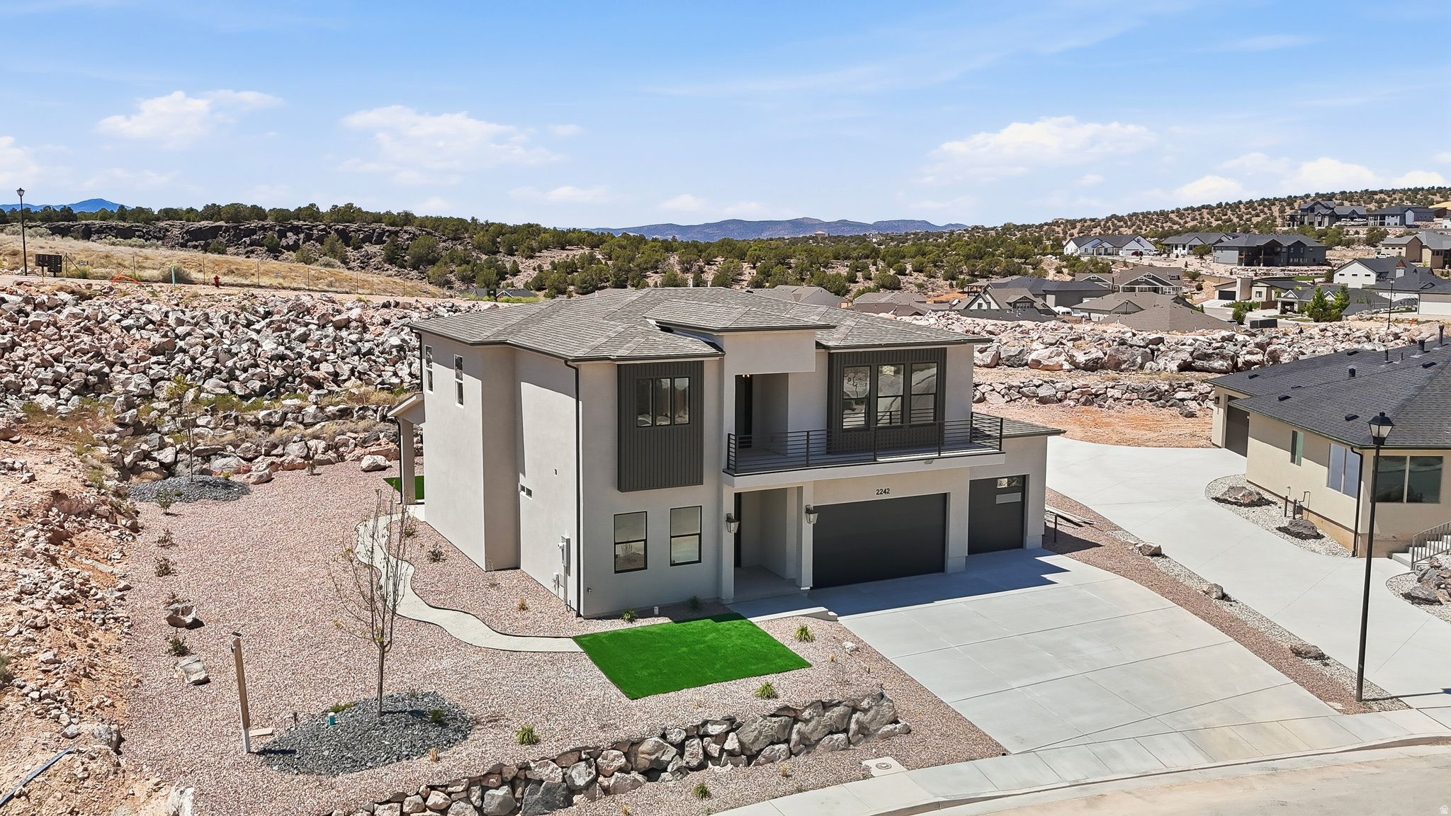 main property photo 51