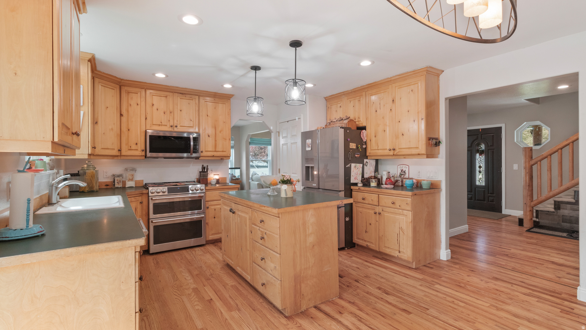 main property photo 9