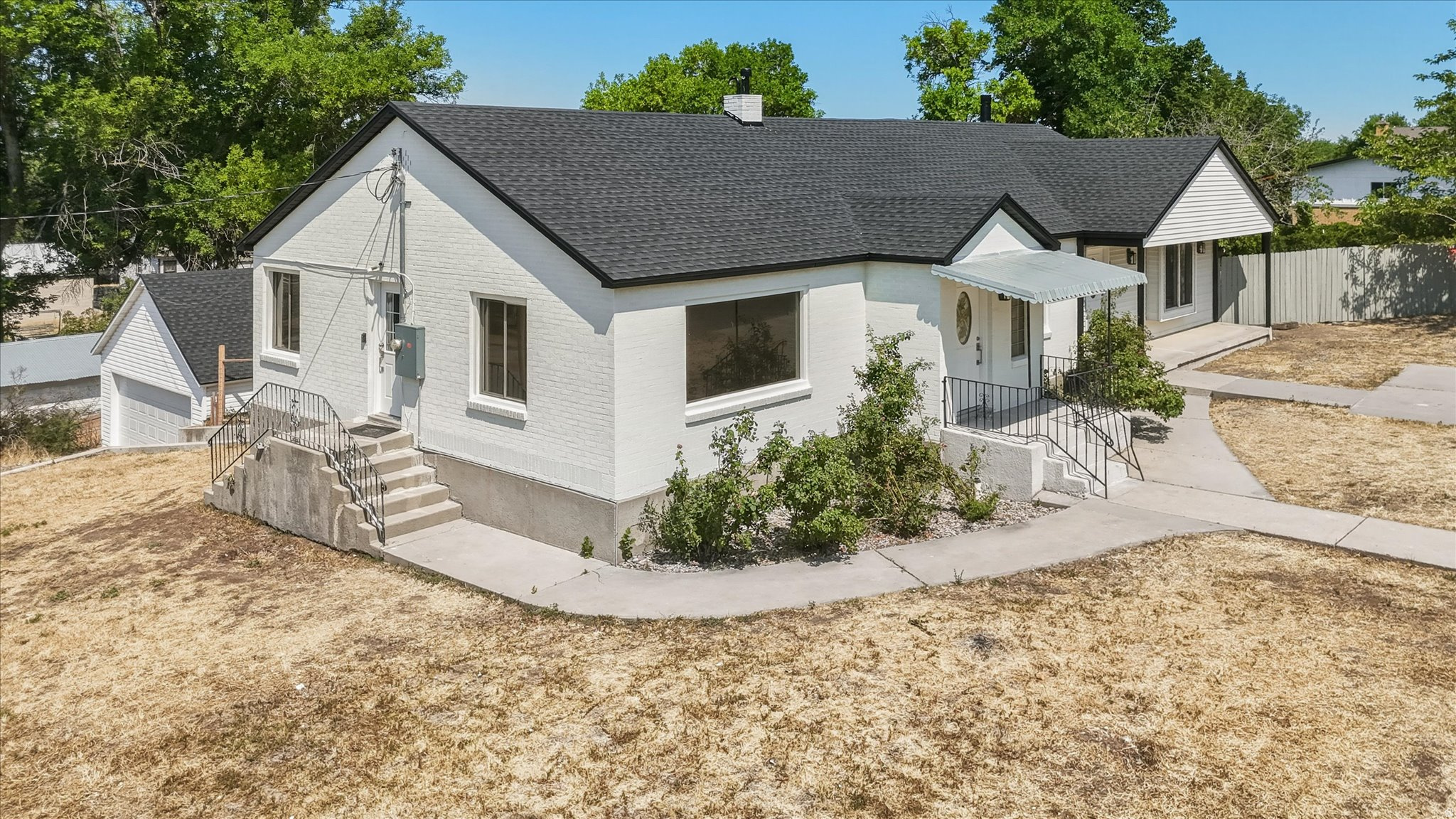 main property photo 43
