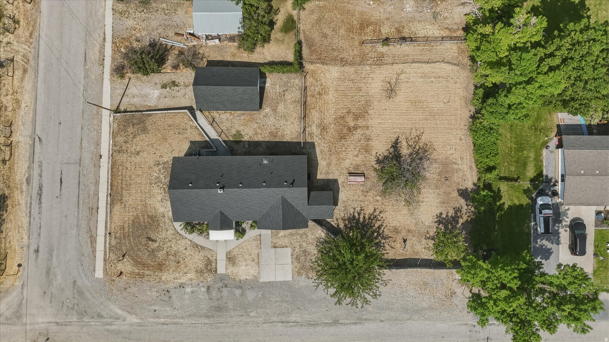 main property photo 45