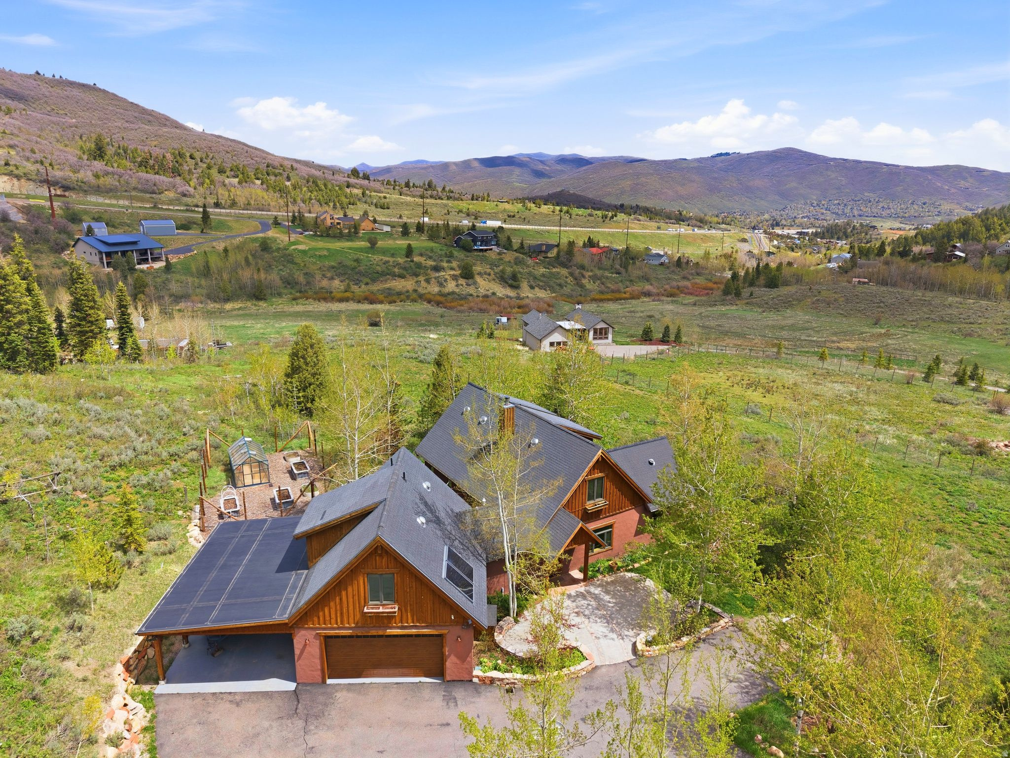 main property photo 10