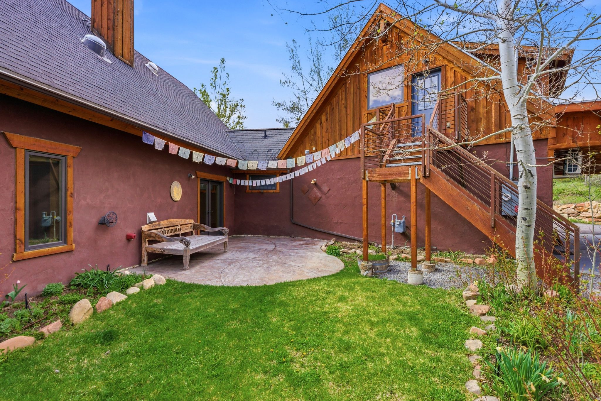 main property photo 37