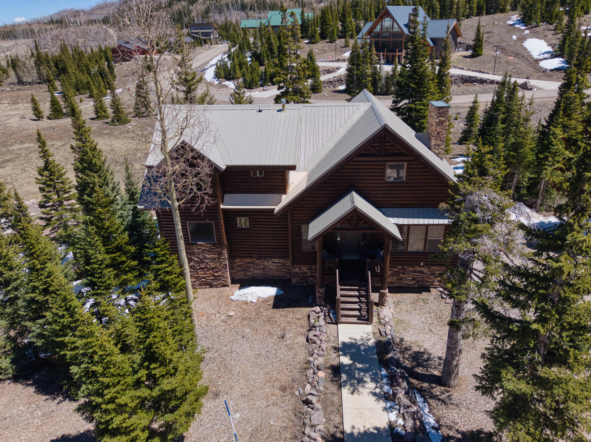 main property photo 2