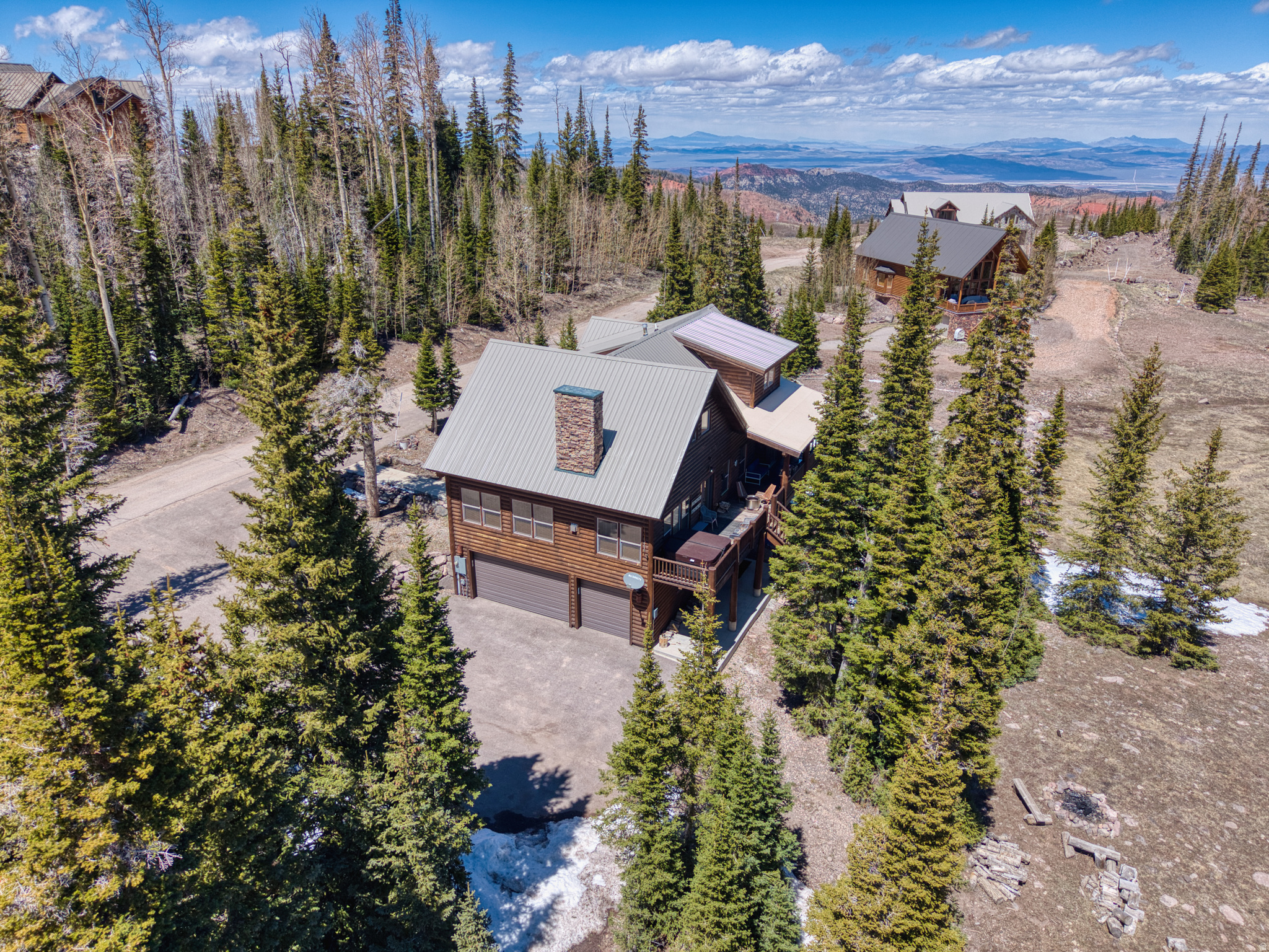 main property photo 7