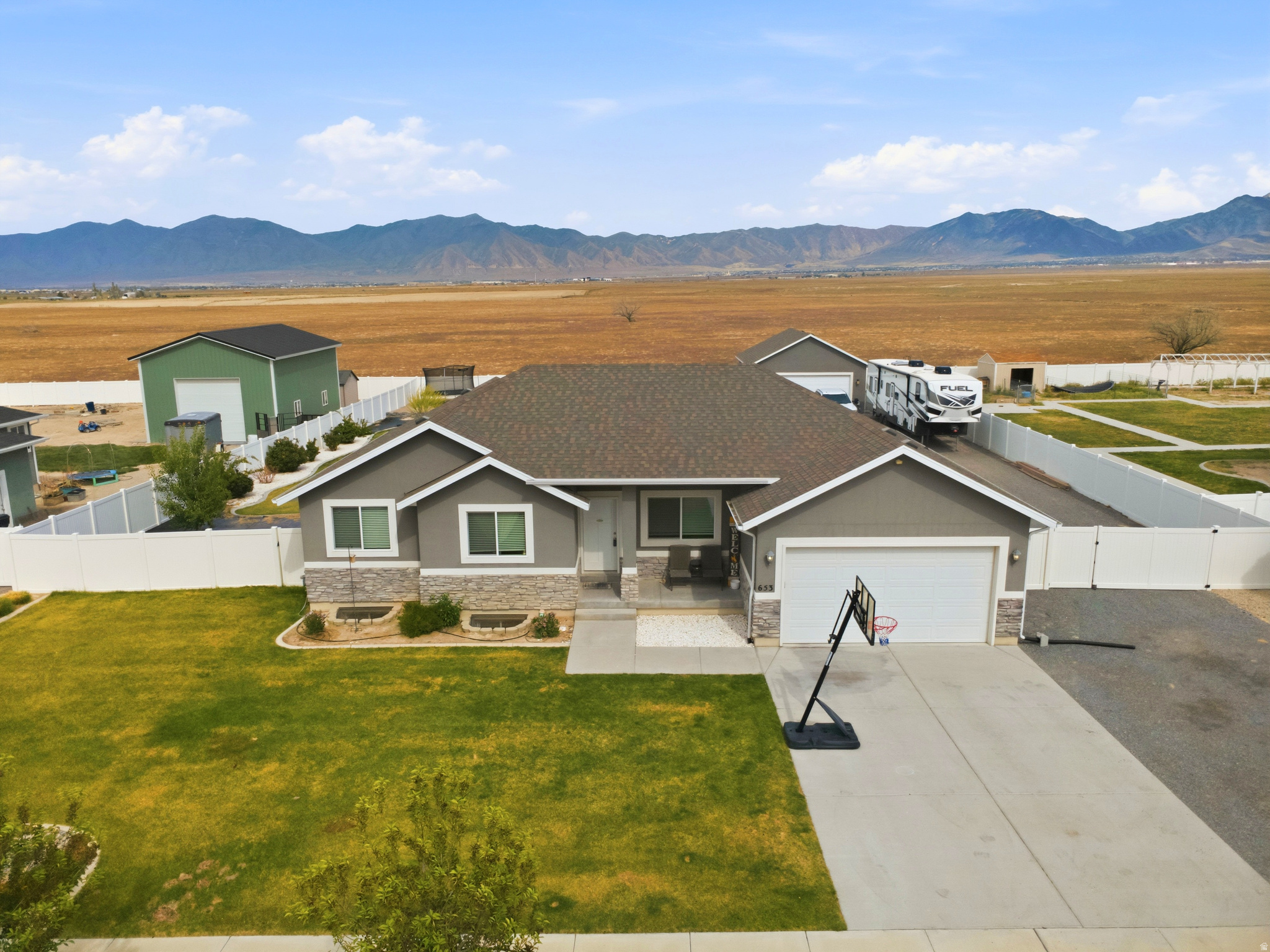 main property photo 44