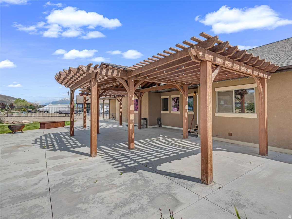 main property photo 67