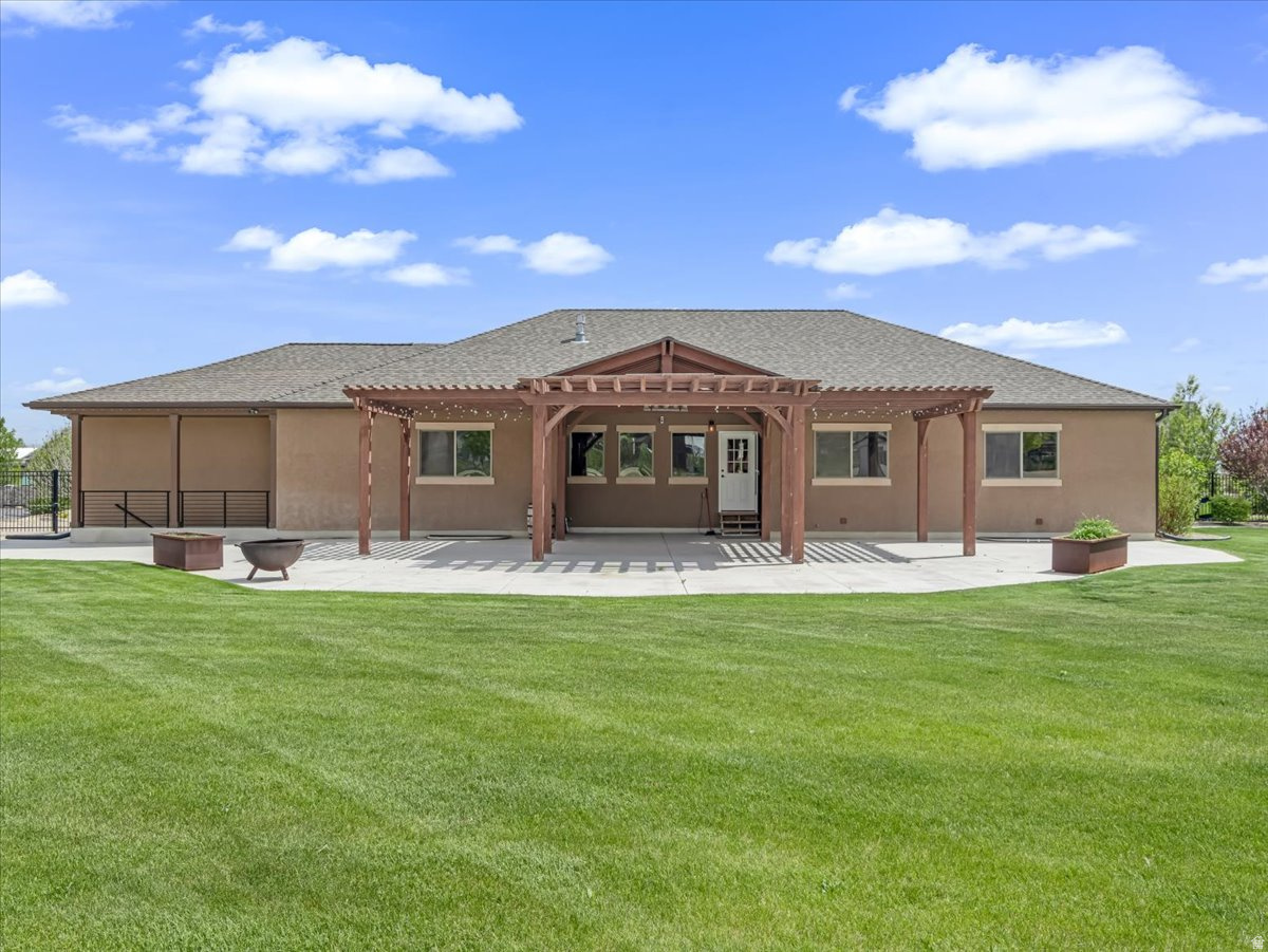 main property photo 70