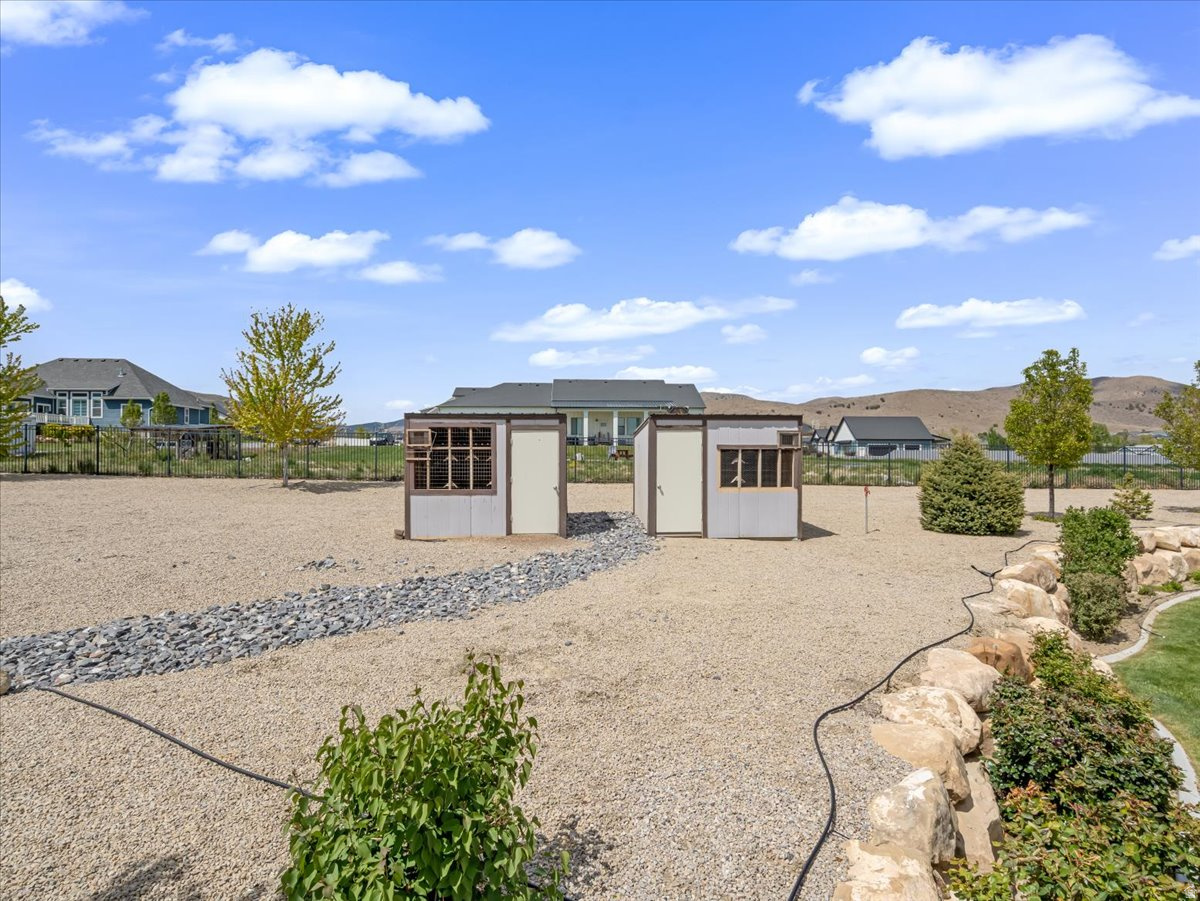 main property photo 74
