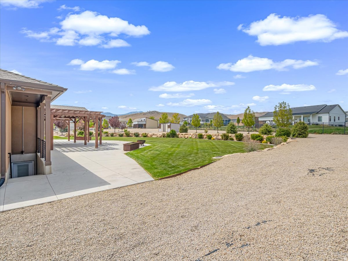 main property photo 77