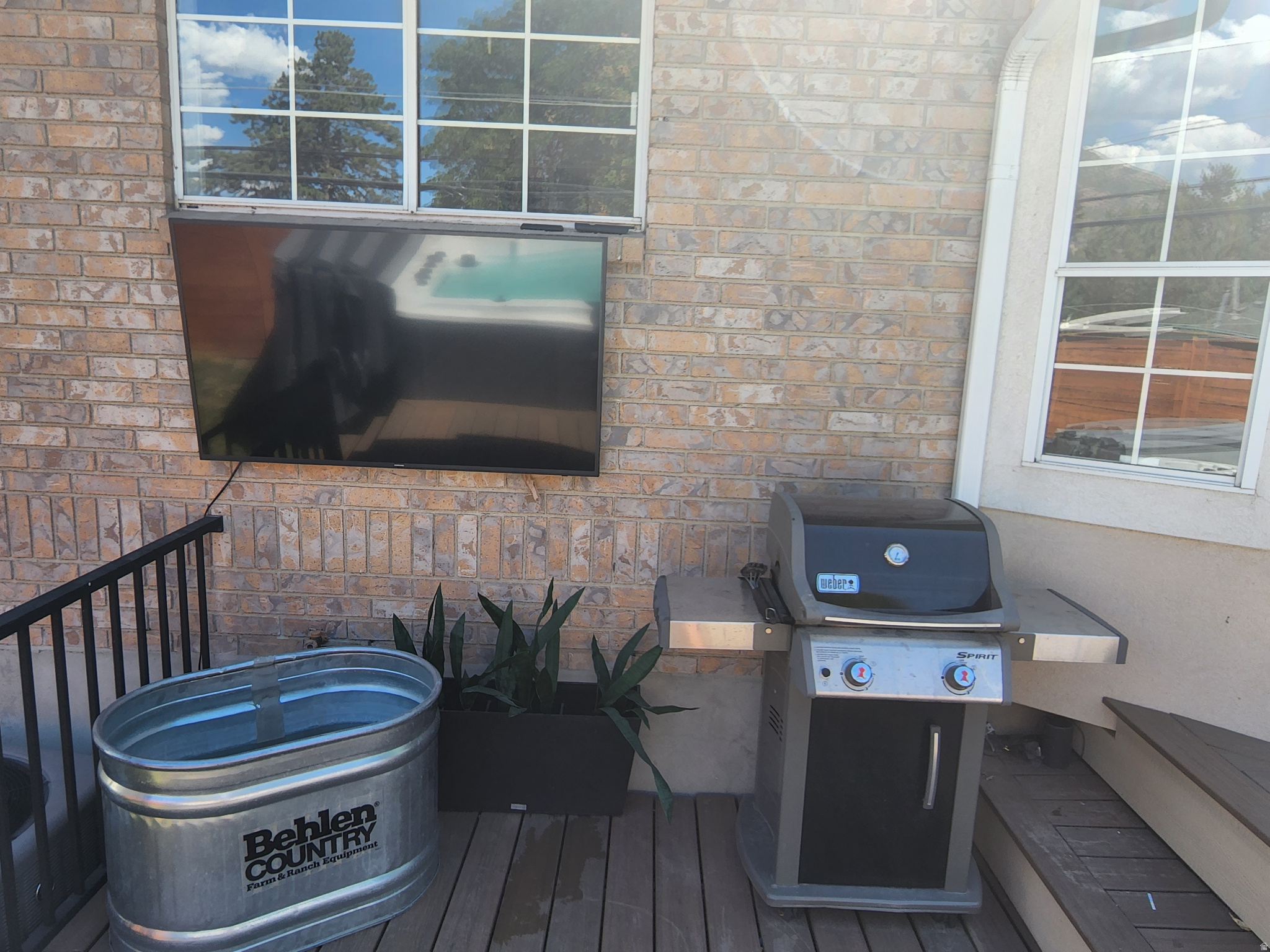 main property photo 25