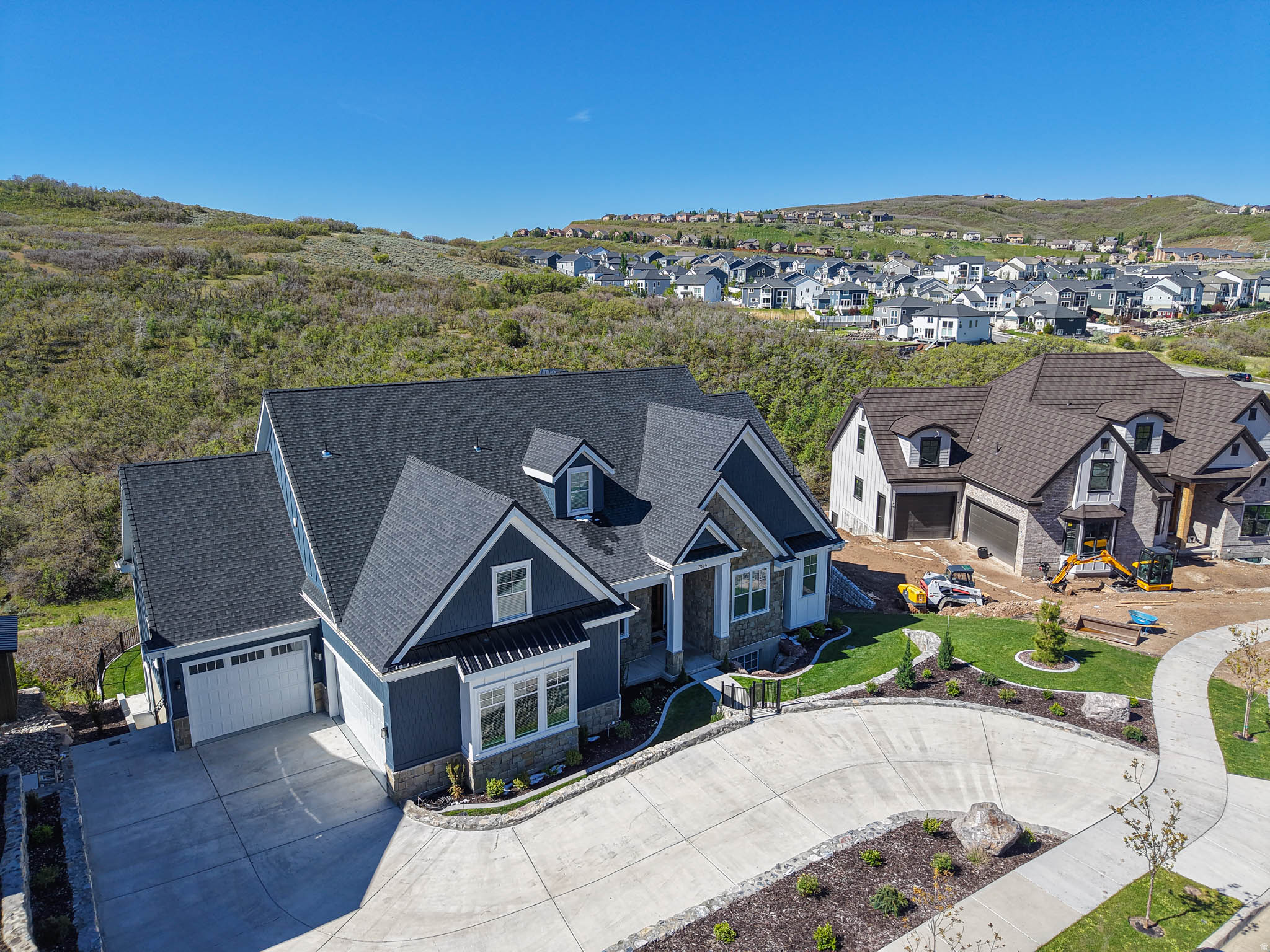 main property photo 19