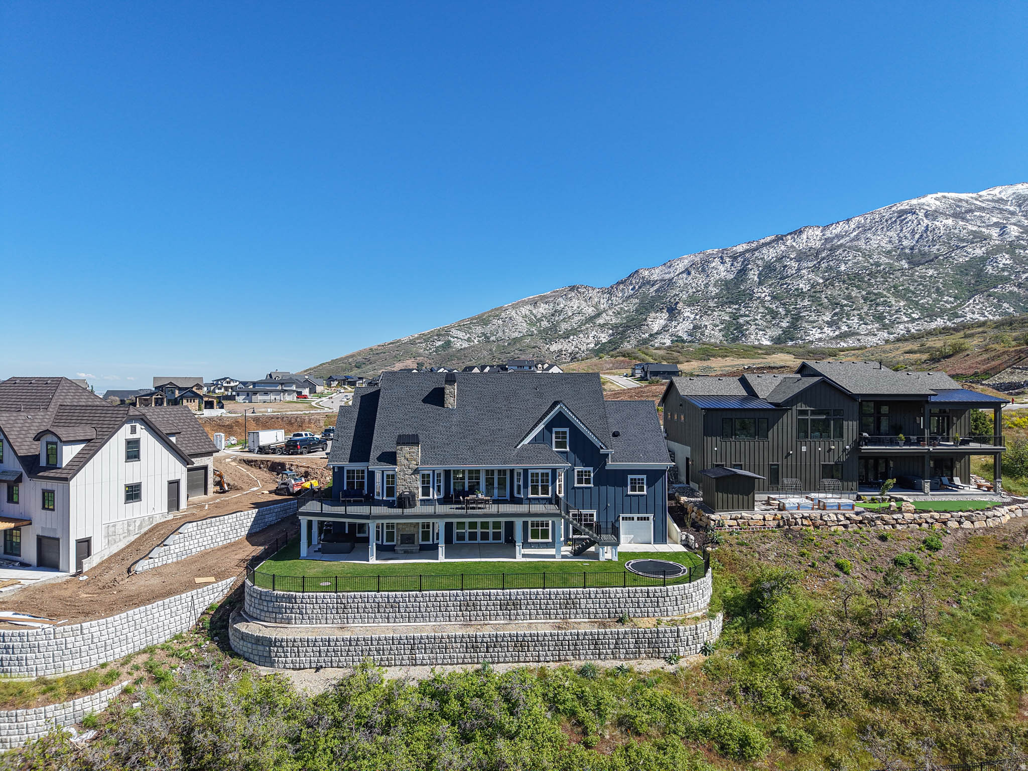 main property photo 22
