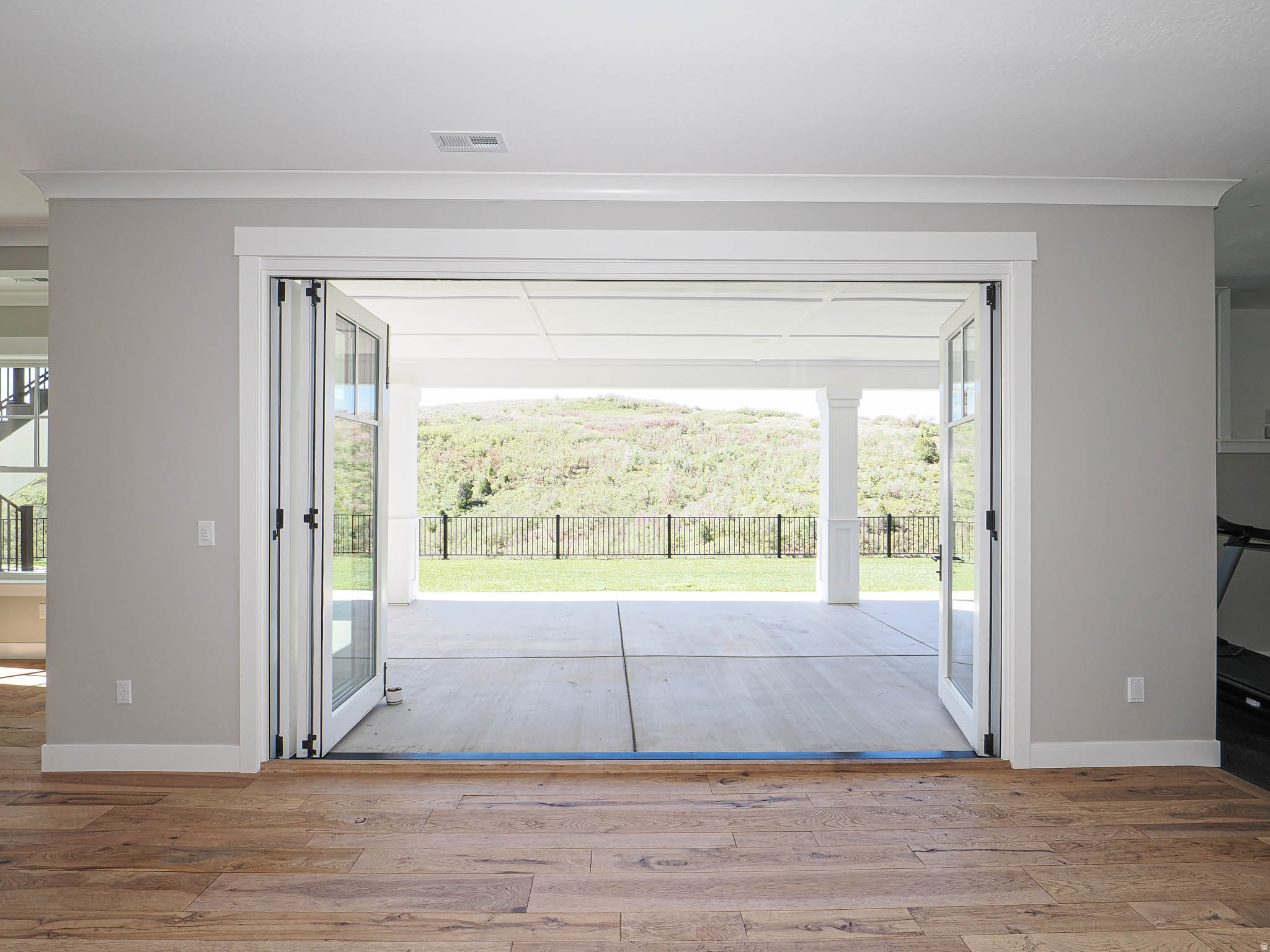 main property photo 70