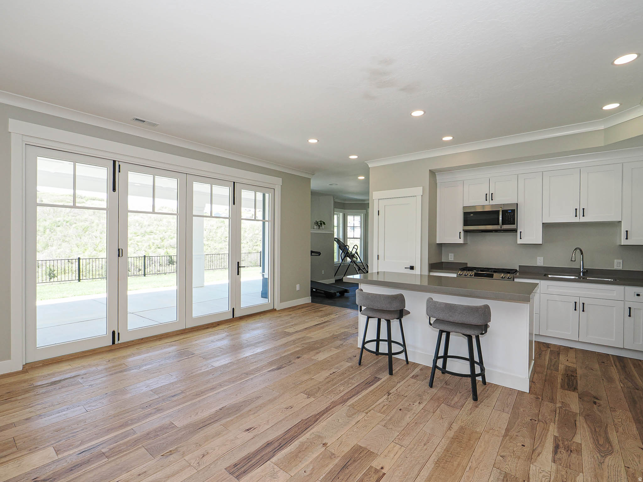 main property photo 75