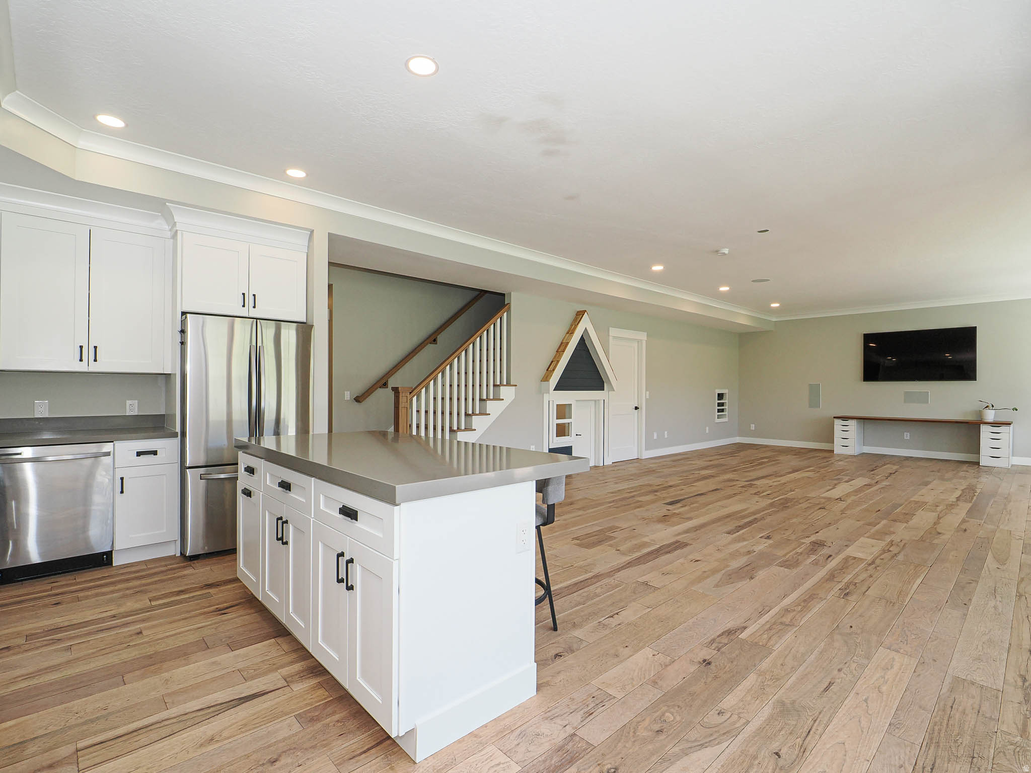 main property photo 77