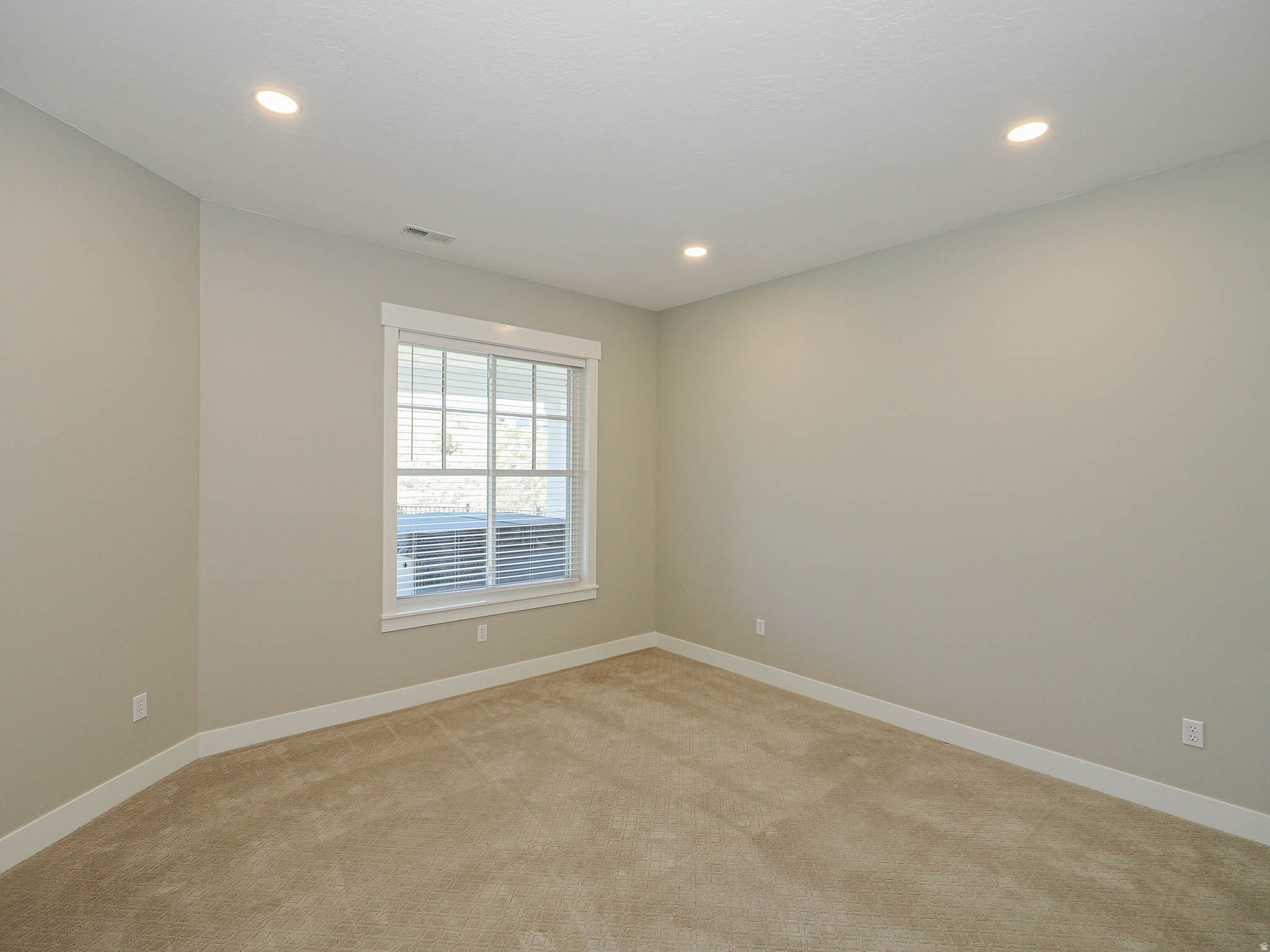 main property photo 81