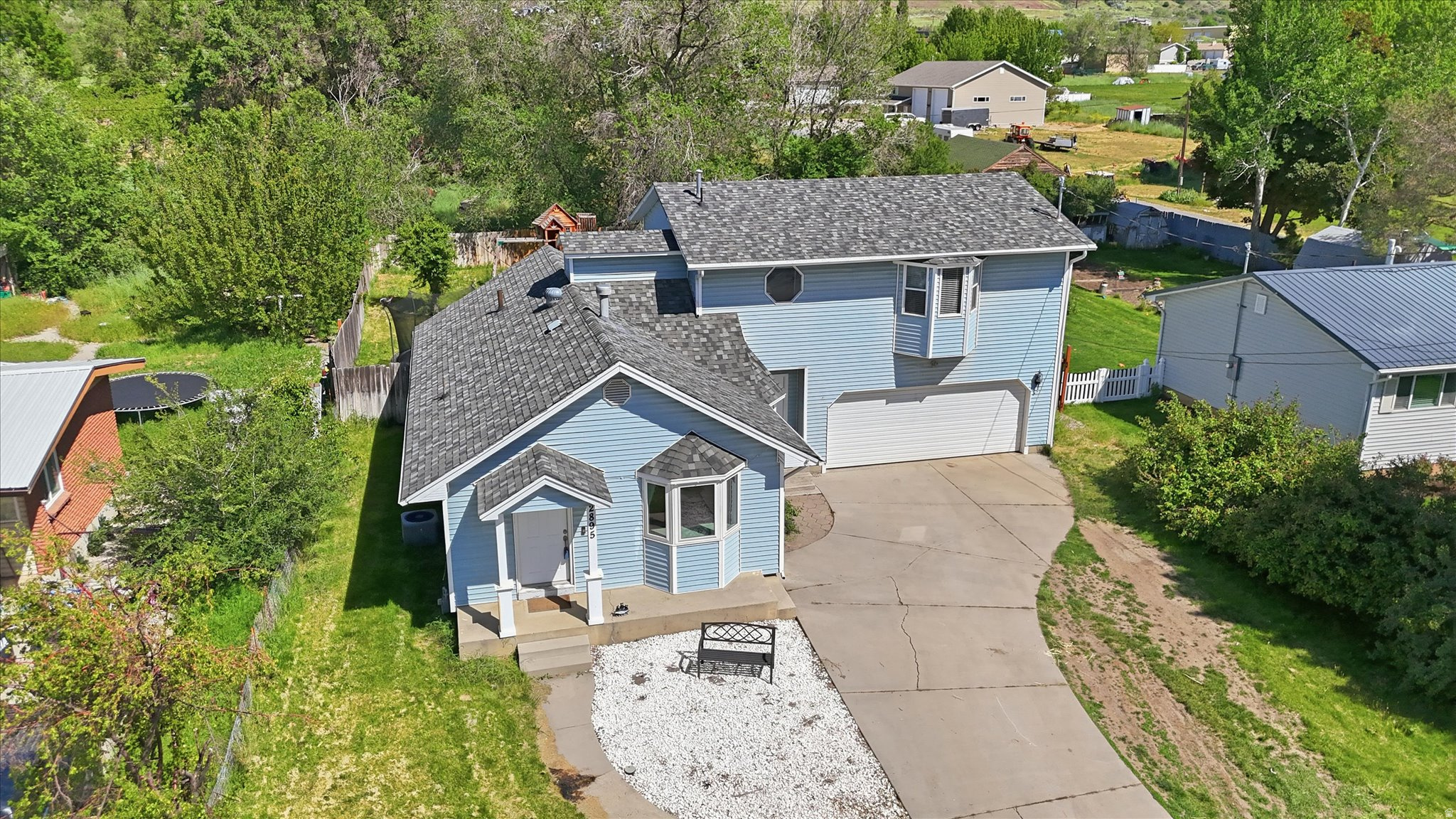 main property photo 21